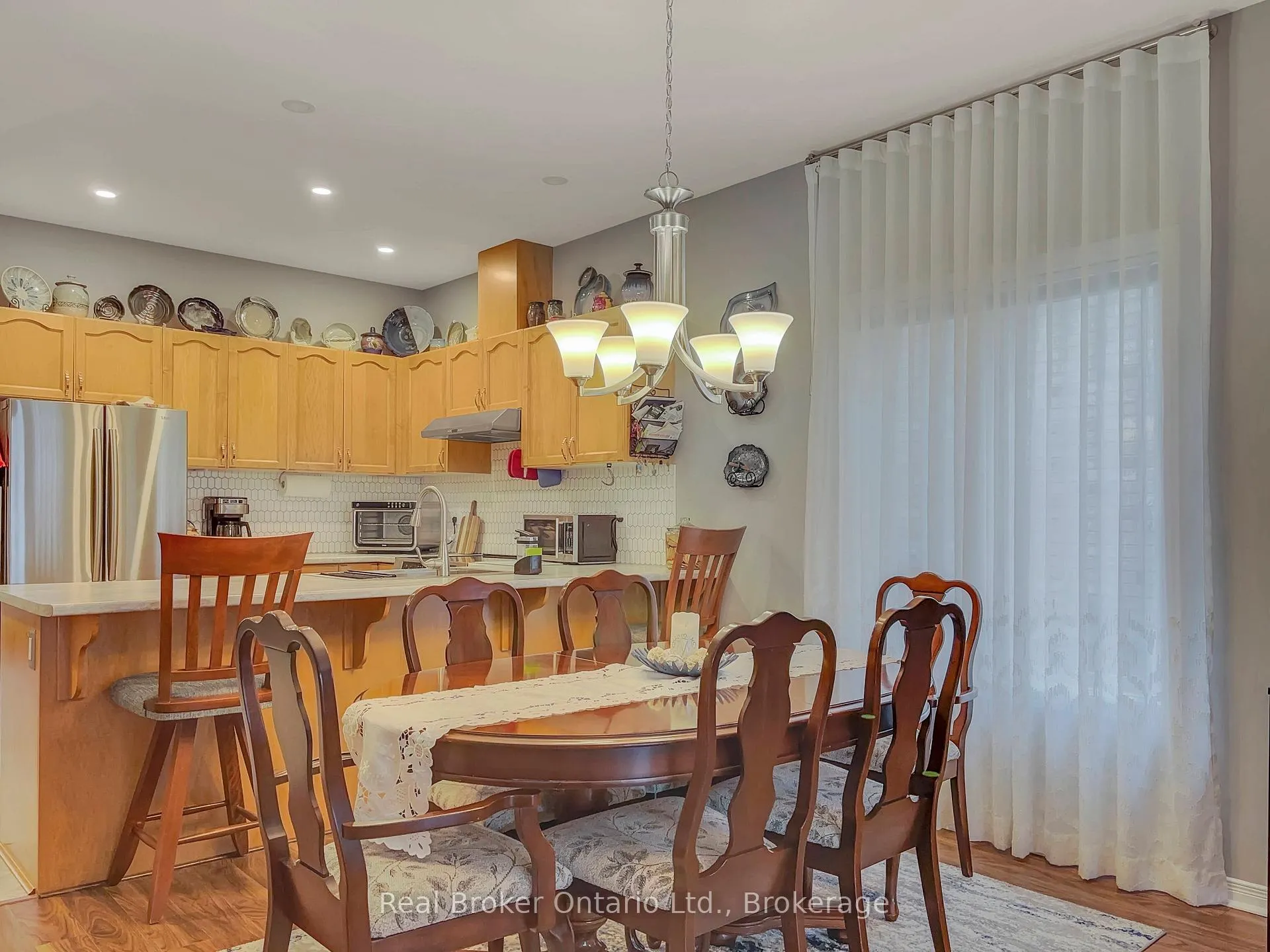 Photo 12 of Unit 15, 566 Southridge Drive, Hamilton, Mountview — HOMEH