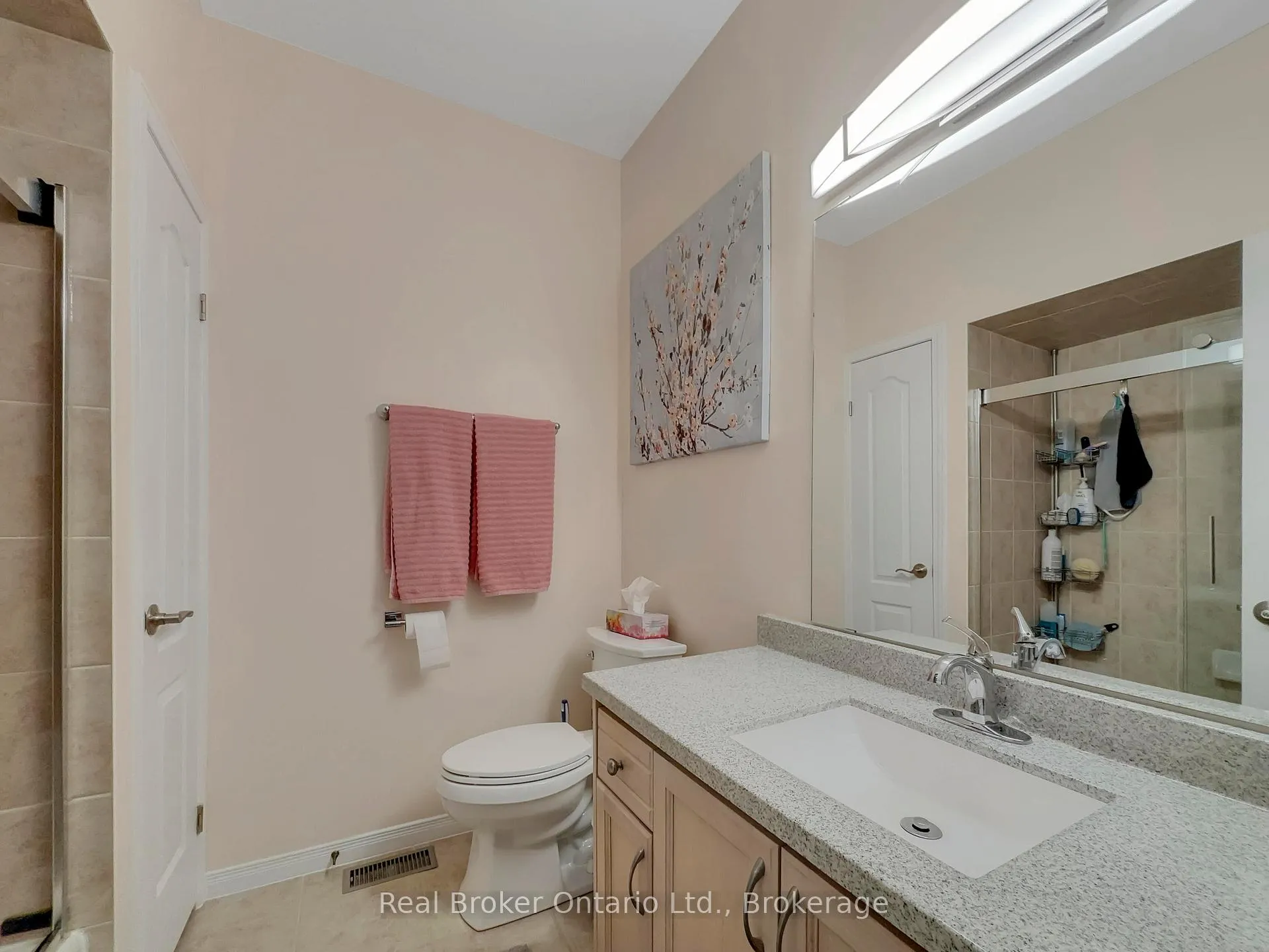 Photo 19 of Unit 15, 566 Southridge Drive, Hamilton, Mountview — HOMEH