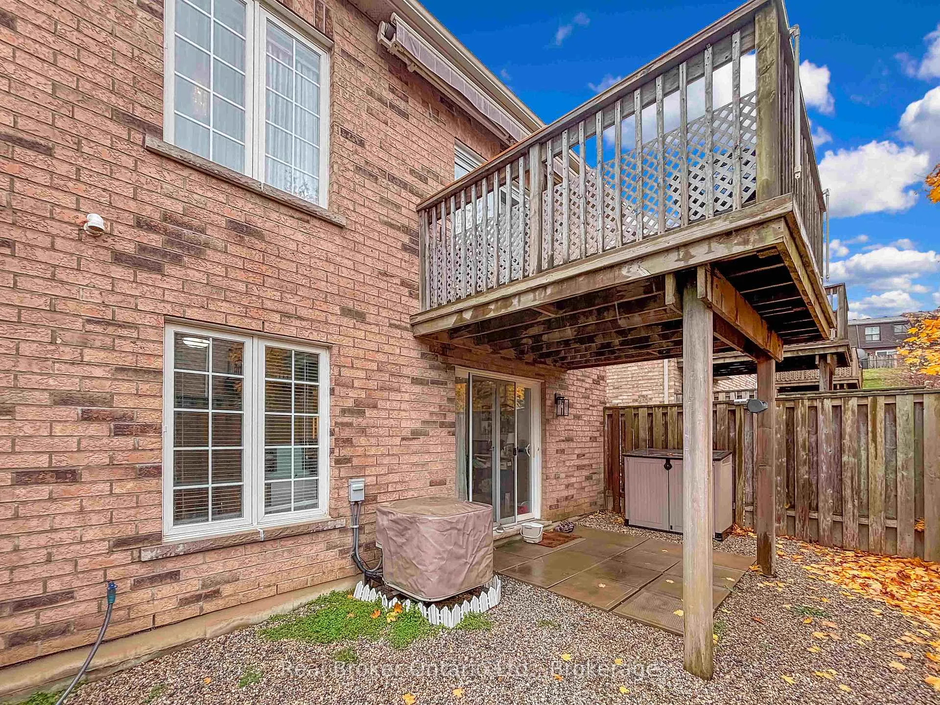 Photo 32 of Unit 15, 566 Southridge Drive, Hamilton, Mountview — HOMEH