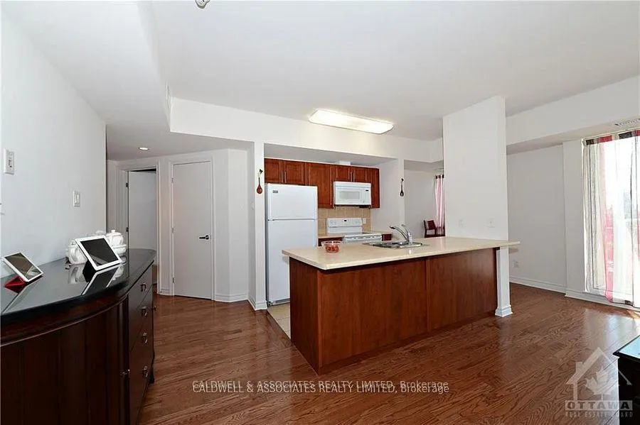 Photo 9 of Unit 1012, 234 Rideau Street, Ottawa, Sandy Hill — HOMEH