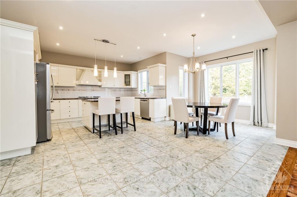 Photo 4 of 3531 Wyman Crescent, Ottawa, Windsor Park Village — HOMEH