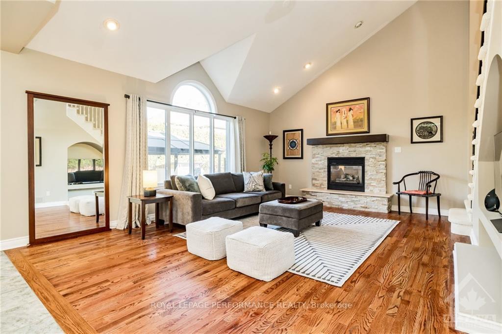 Photo 5 of 3531 Wyman Crescent, Ottawa, Windsor Park Village — HOMEH