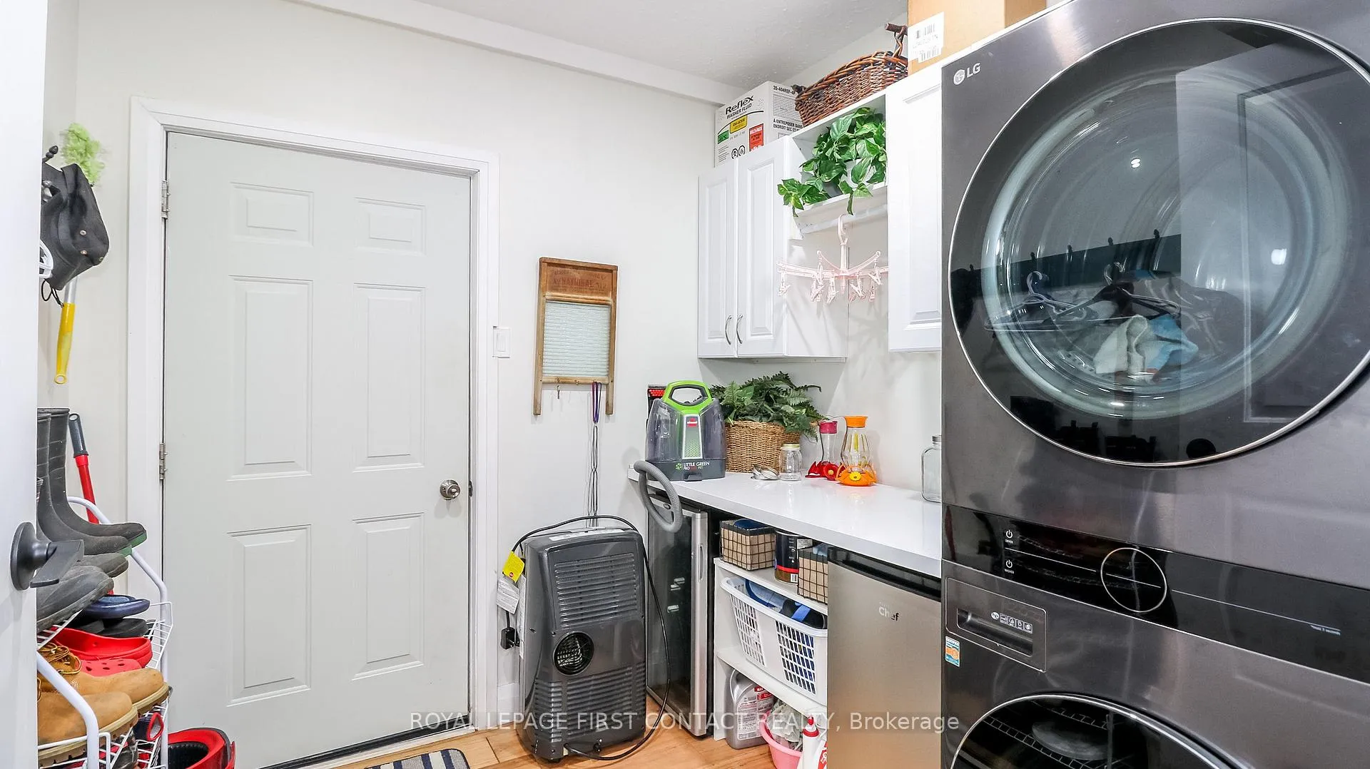 Photo 34 of 14 Conder Drive, Oro-Medonte, Rural Oro-Medonte — HOMEH
