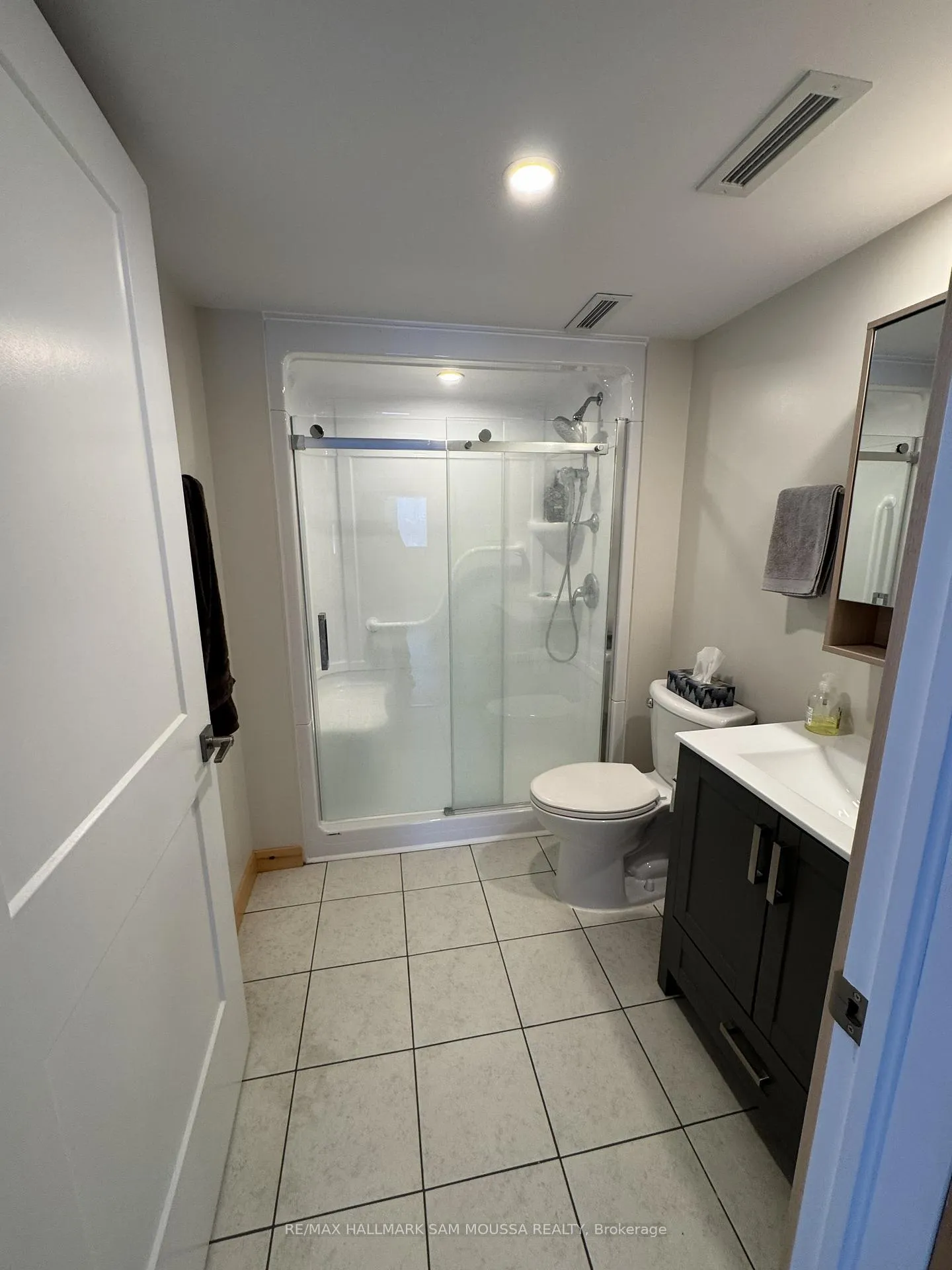 Photo 7 of Unit 3, 330 Cameron Side Road, Tay Valley, Bathurst/Burgess & Sherbrooke (Bathurst) Twp — HOMEH