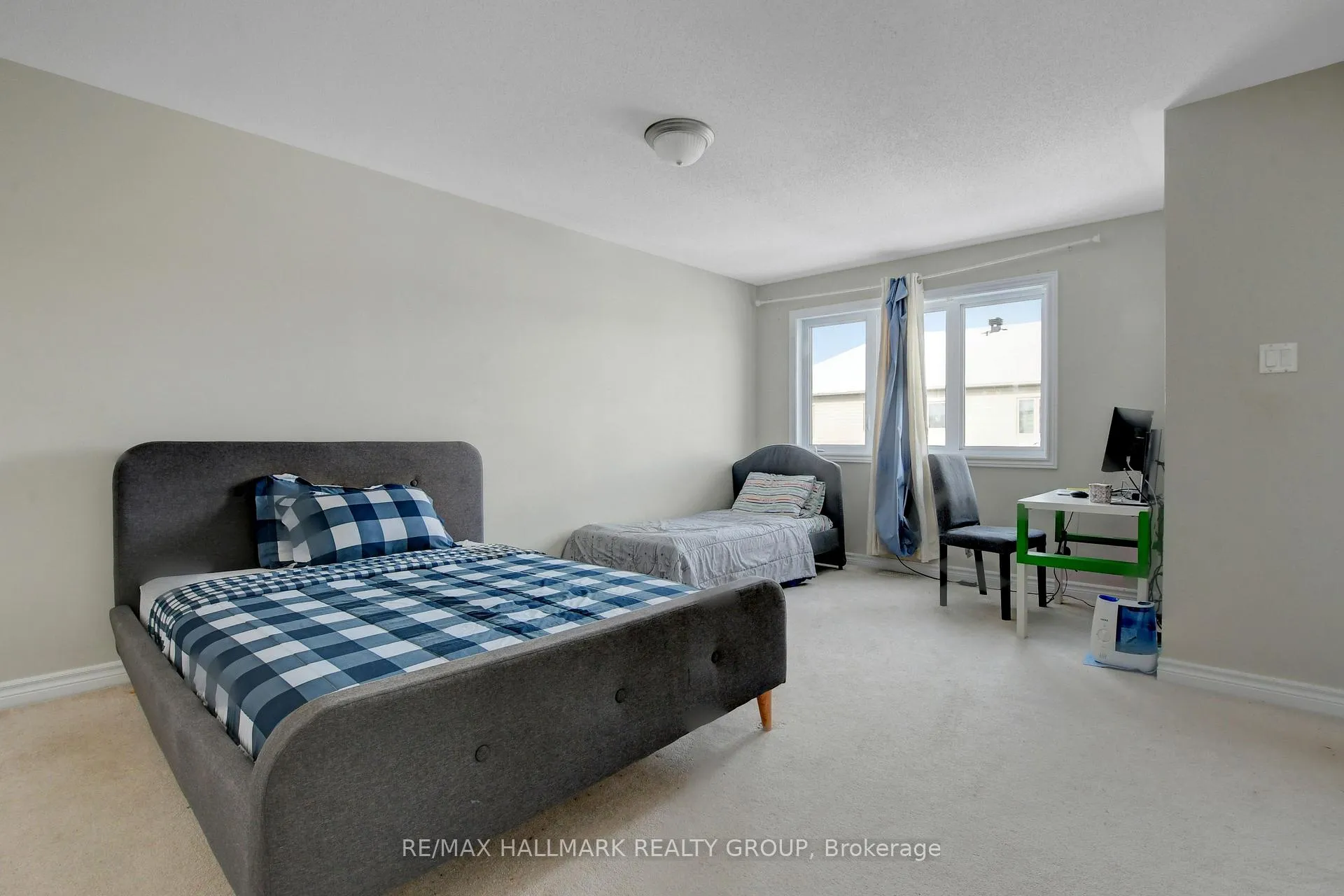 Photo 13 of 816 Ashenvale Way, Ottawa, Avalon East — HOMEH
