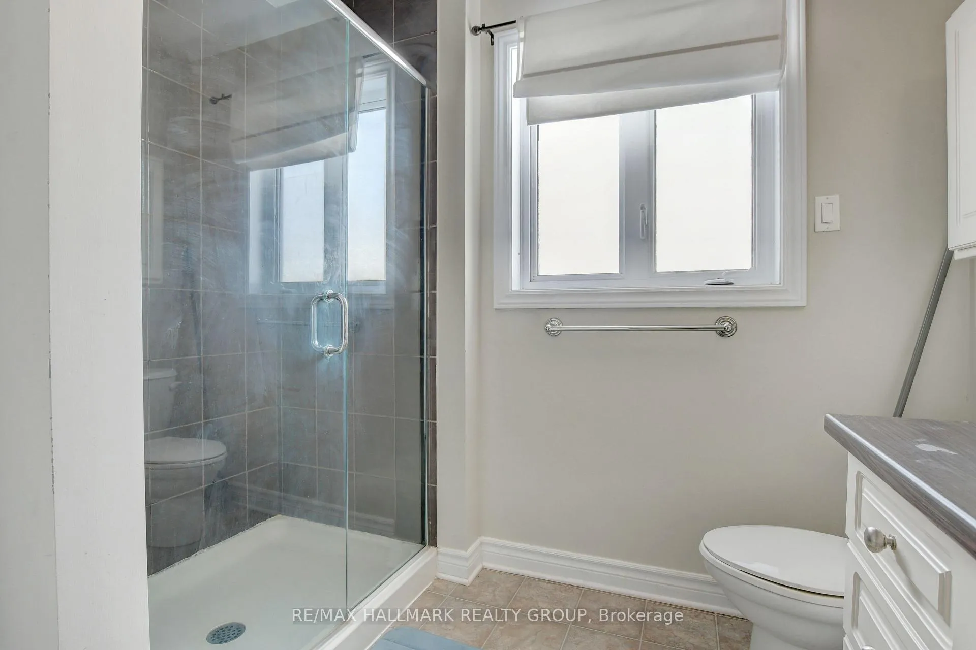 Photo 23 of 816 Ashenvale Way, Ottawa, Avalon East — HOMEH