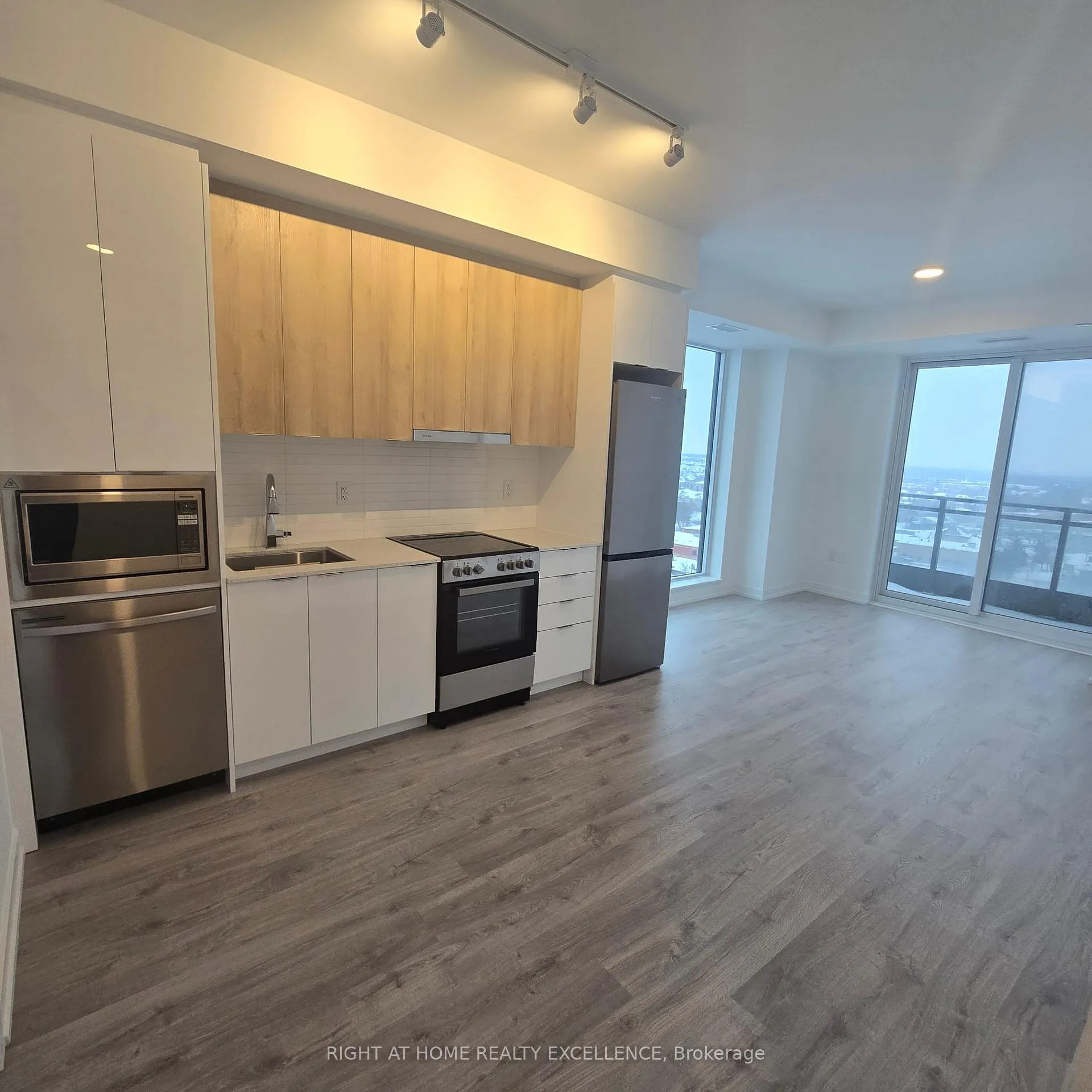 Photo 1 of Unit B-1005, 9751 Markham Road, Markham, Greensborough — HOMEH