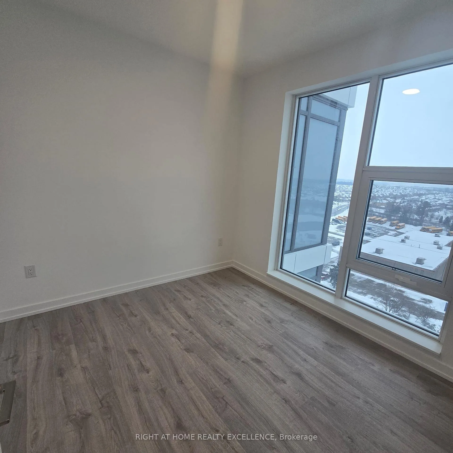 Photo 6 of Unit B-1005, 9751 Markham Road, Markham, Greensborough — HOMEH