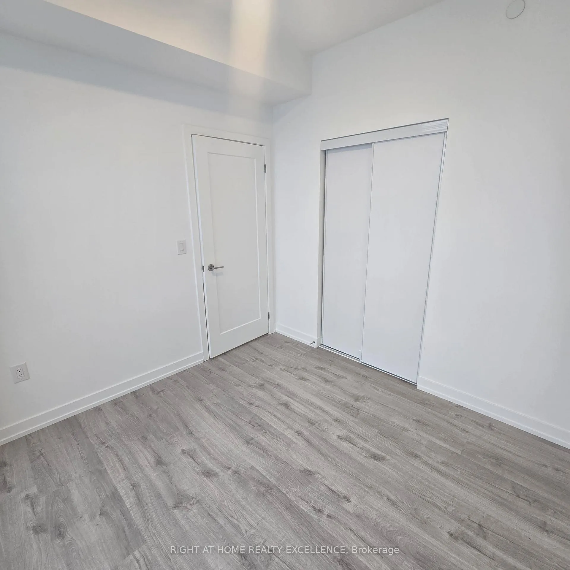 Photo 7 of Unit B-1005, 9751 Markham Road, Markham, Greensborough — HOMEH