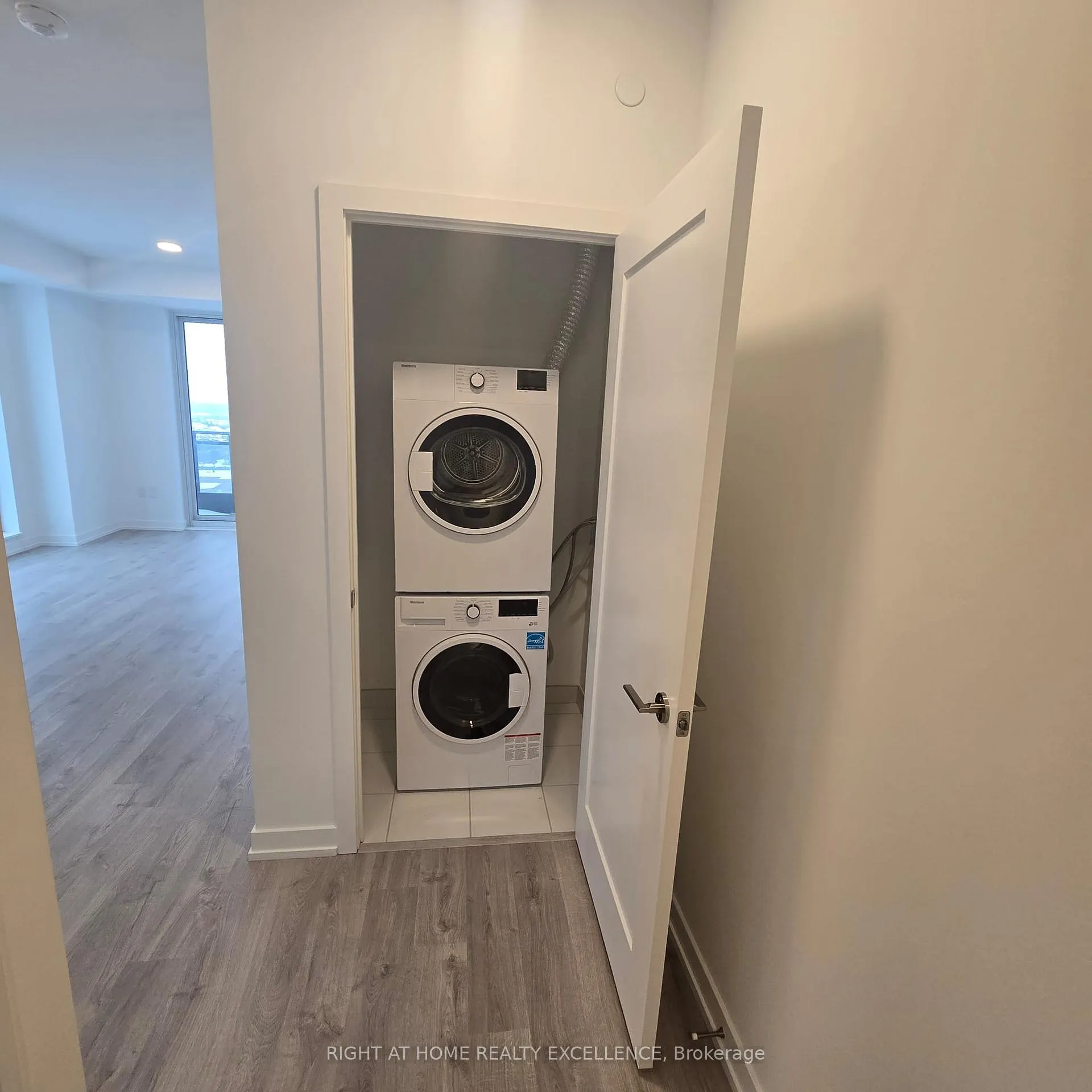 Photo 8 of Unit B-1005, 9751 Markham Road, Markham, Greensborough — HOMEH