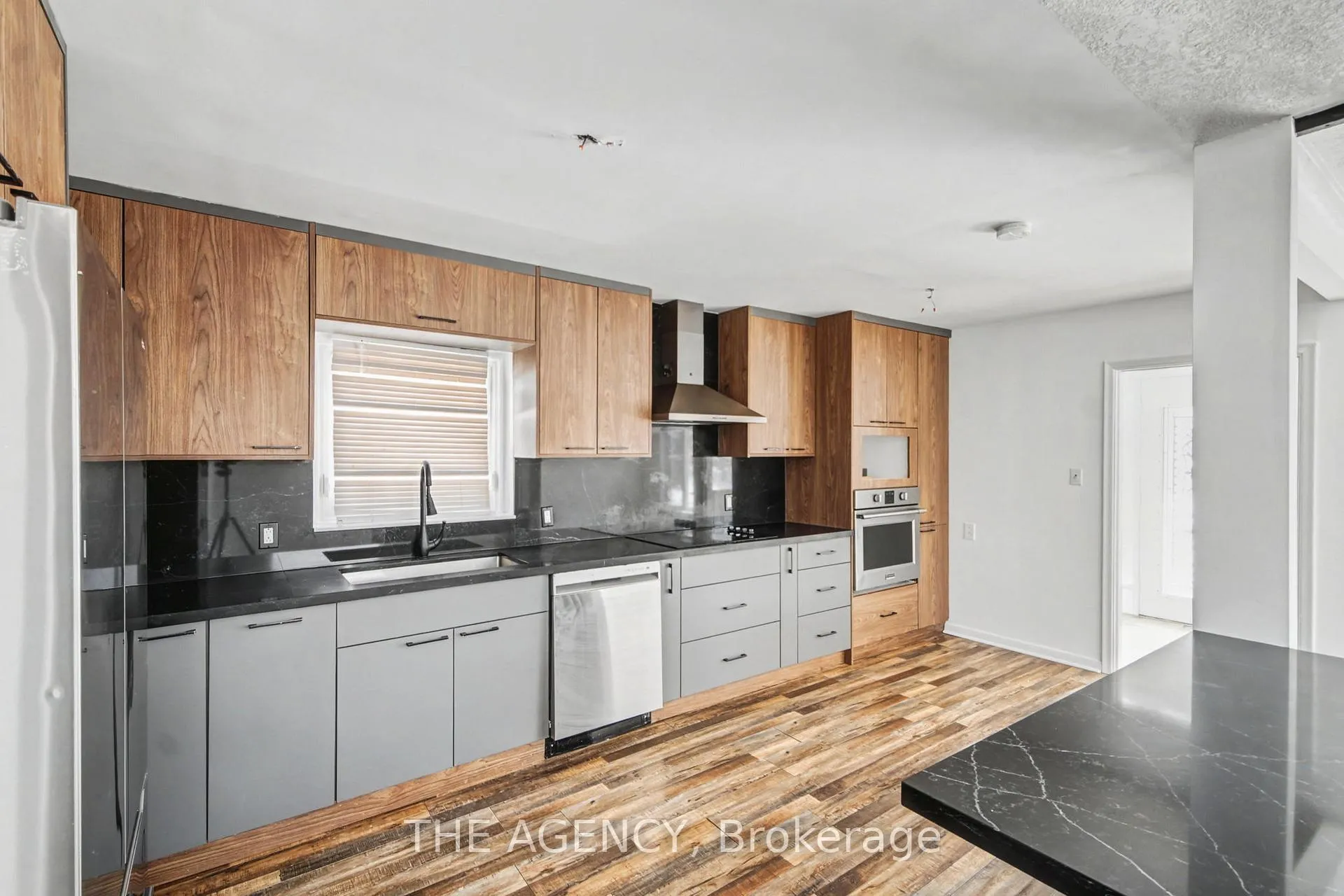 Photo 10 of 96 Meadowview Avenue, Markham, Grandview — HOMEH
