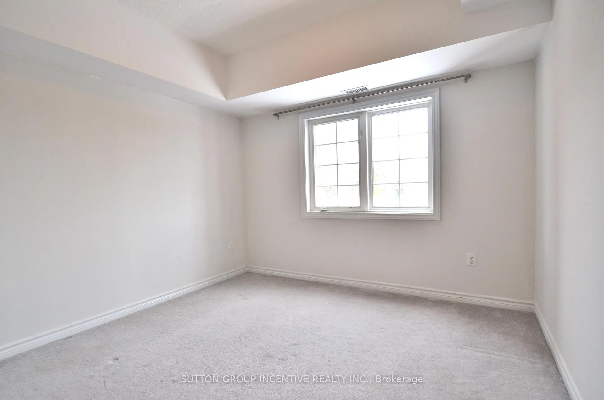 Photo 14 of Unit 208, 5 Greenwich Street, Barrie, Ardagh — HOMEH