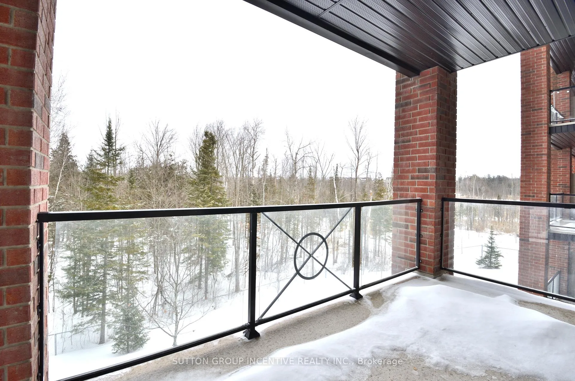 Photo 17 of Unit 208, 5 Greenwich Street, Barrie, Ardagh — HOMEH