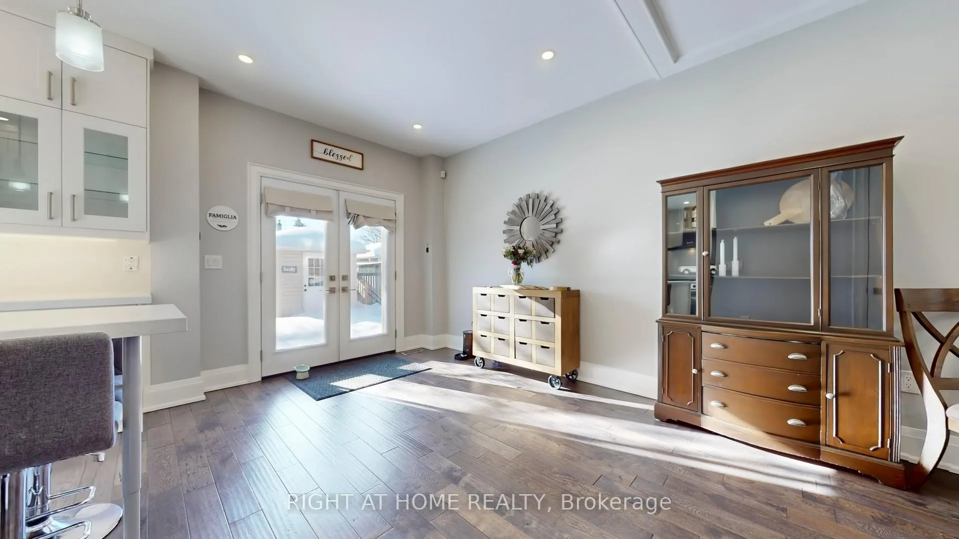 Photo 14 of 7 Forest Path Court N, Etobicoke, Thistletown-Beaumonde Heights — HOMEH