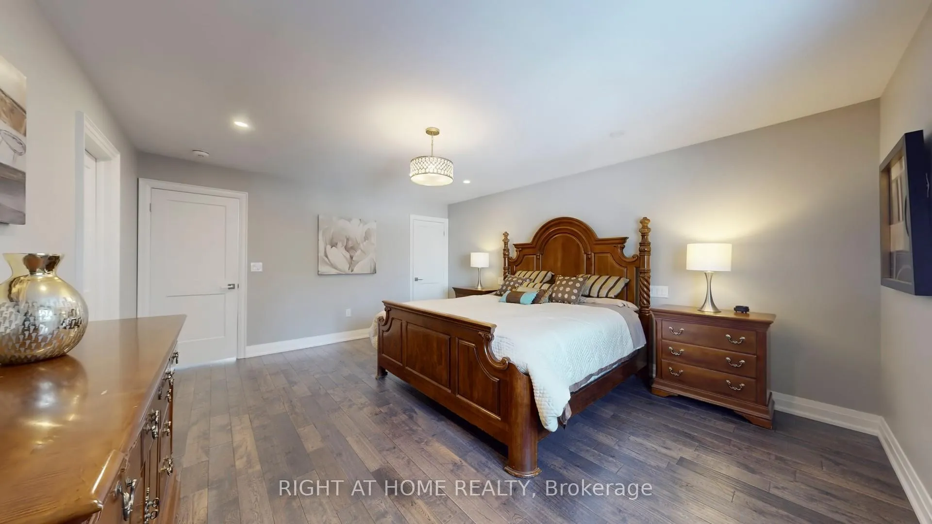 Photo 20 of 7 Forest Path Court N, Etobicoke, Thistletown-Beaumonde Heights — HOMEH