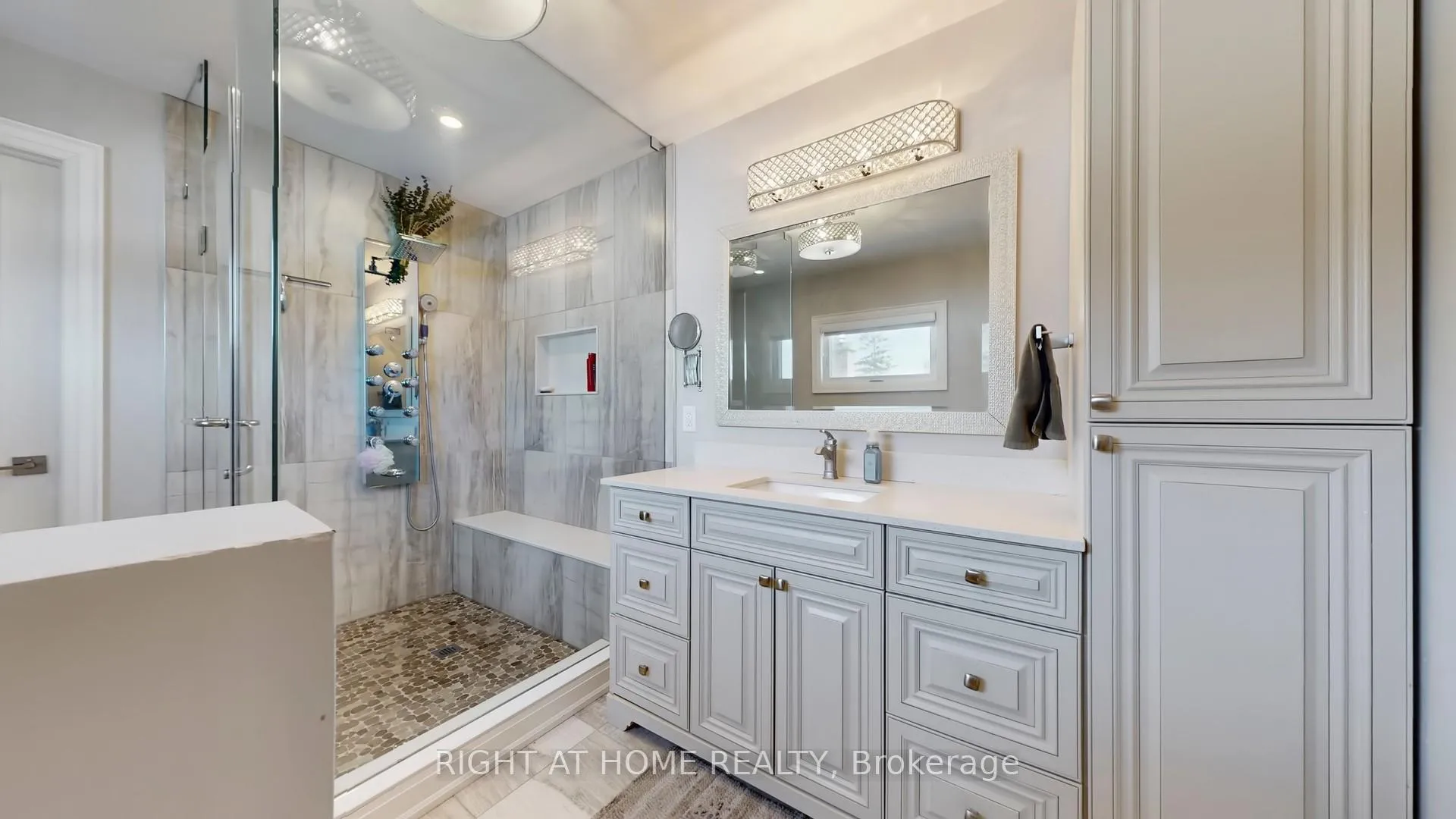Photo 26 of 7 Forest Path Court N, Etobicoke, Thistletown-Beaumonde Heights — HOMEH