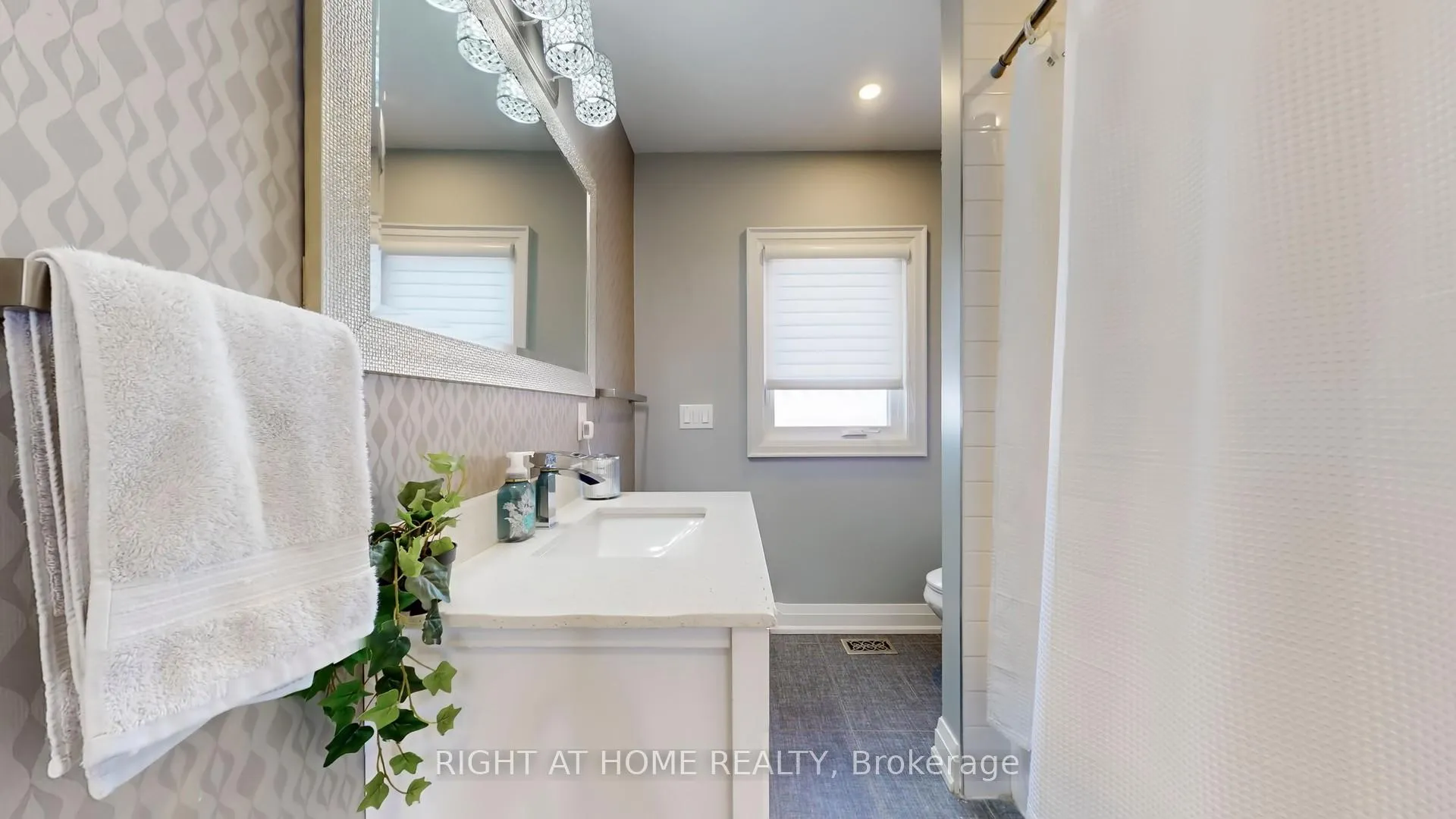 Photo 35 of 7 Forest Path Court N, Etobicoke, Thistletown-Beaumonde Heights — HOMEH