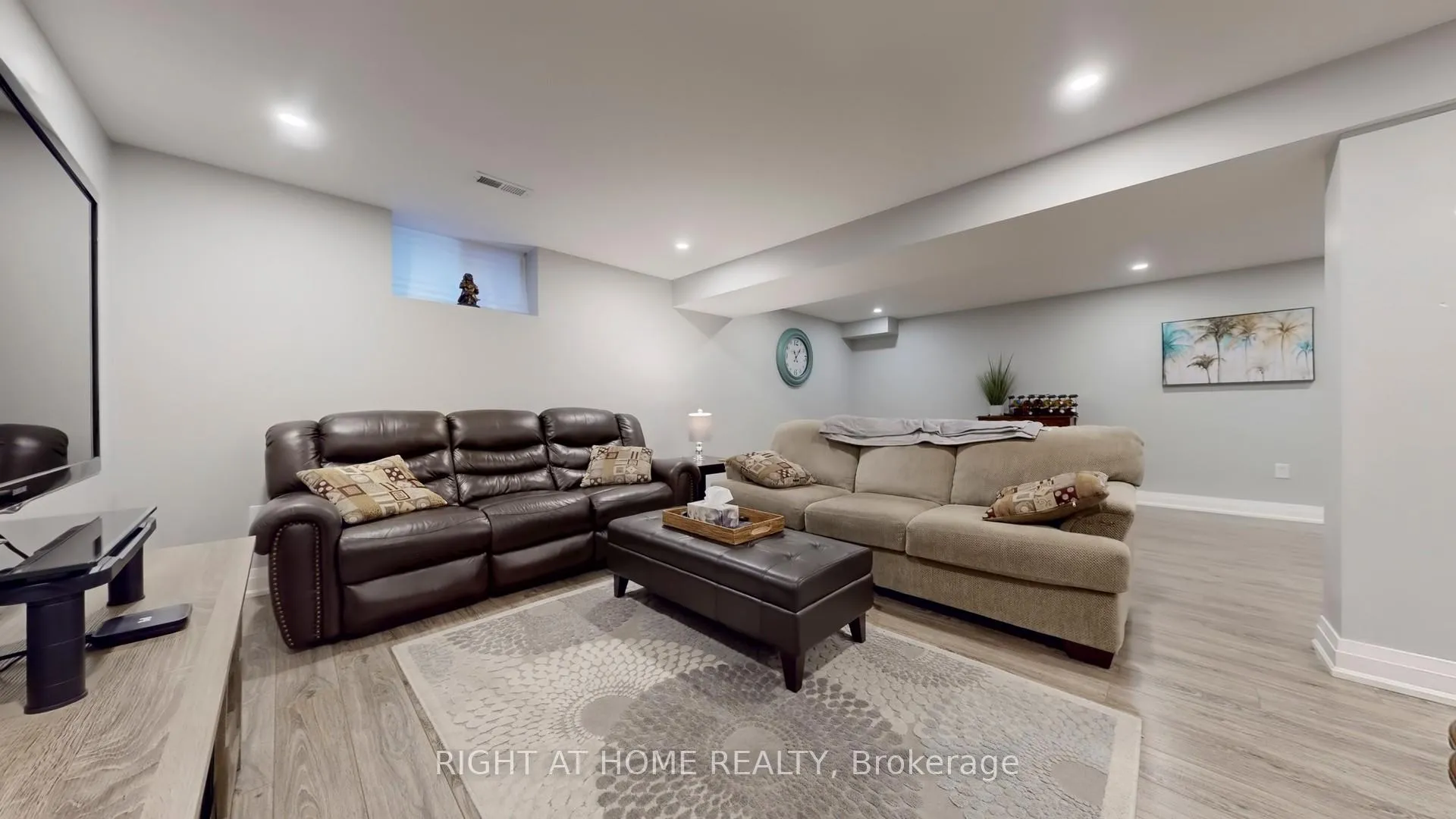Photo 36 of 7 Forest Path Court N, Etobicoke, Thistletown-Beaumonde Heights — HOMEH