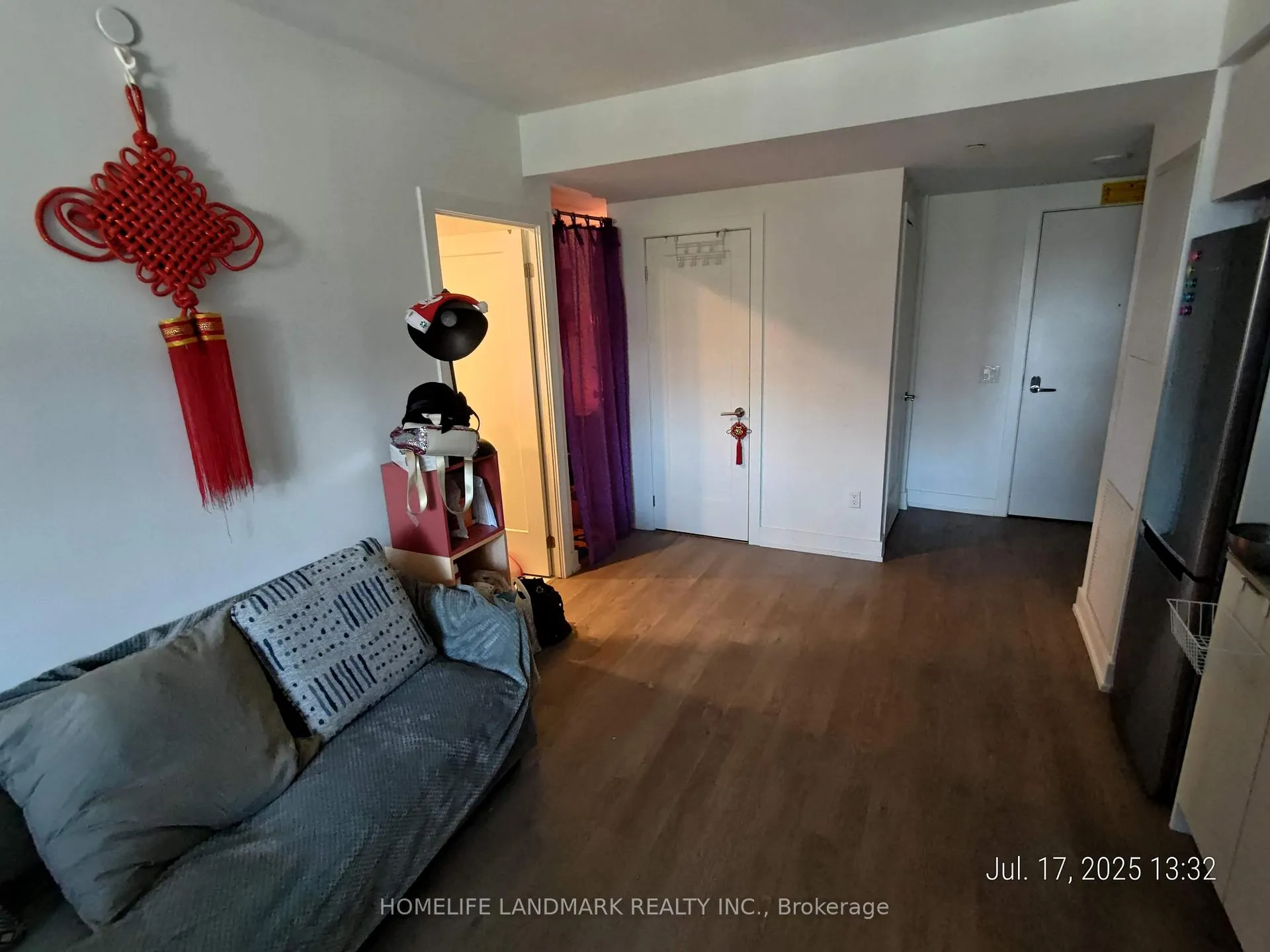 Photo 3 of Unit 917, 9 Clegg Road, Markham, Unionville — HOMEH