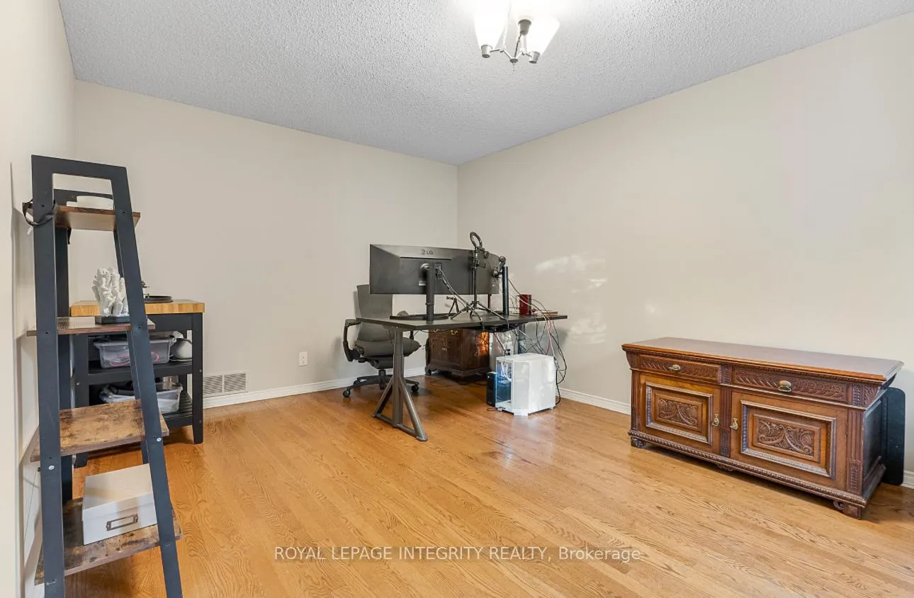 Photo 13 of 1109 Cindy Hill Crescent, Ottawa, Manotick Long Island & Nicholls Island — HOMEH