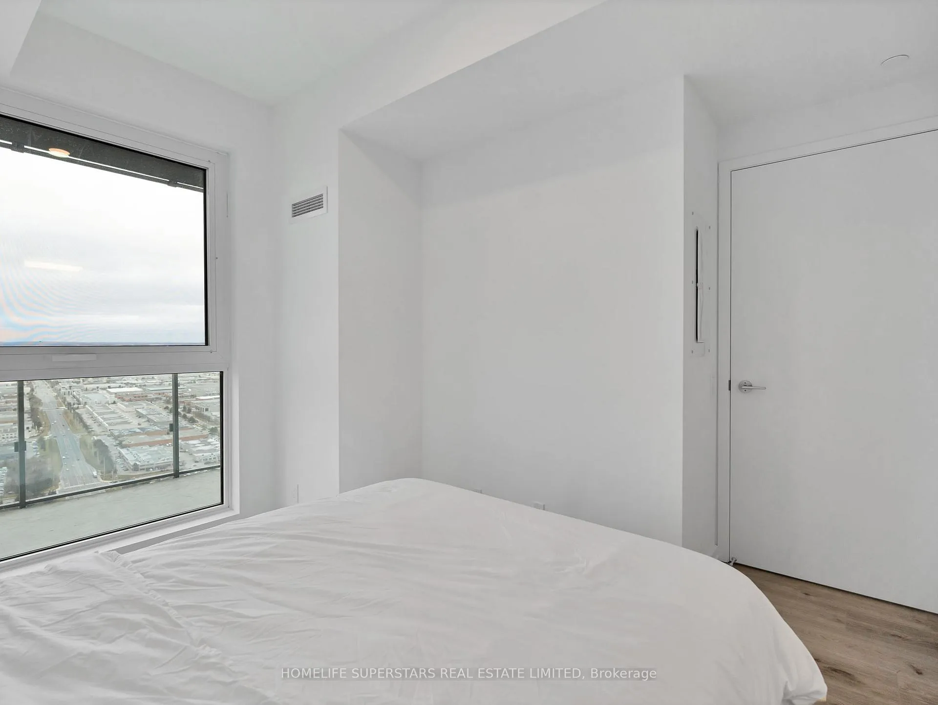 Photo 17 of Unit 5307, 7890 Jane Street, Vaughan, Vaughan Corporate Centre — HOMEH