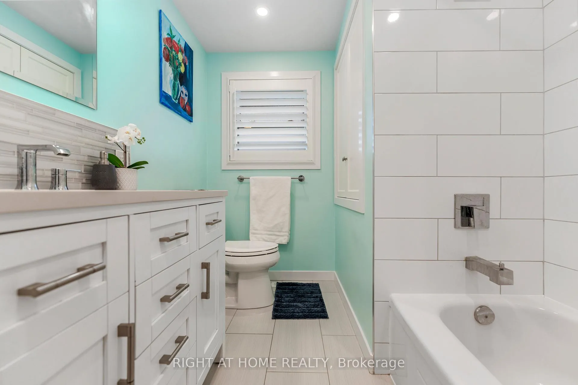 Photo 16 of 11 Nickel Street, St. Catharines, Lakeshore — HOMEH