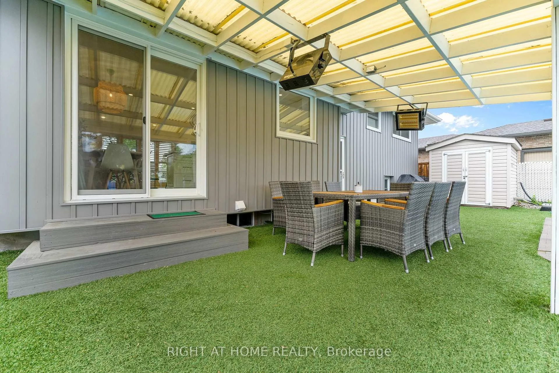 Photo 35 of 11 Nickel Street, St. Catharines, Lakeshore — HOMEH