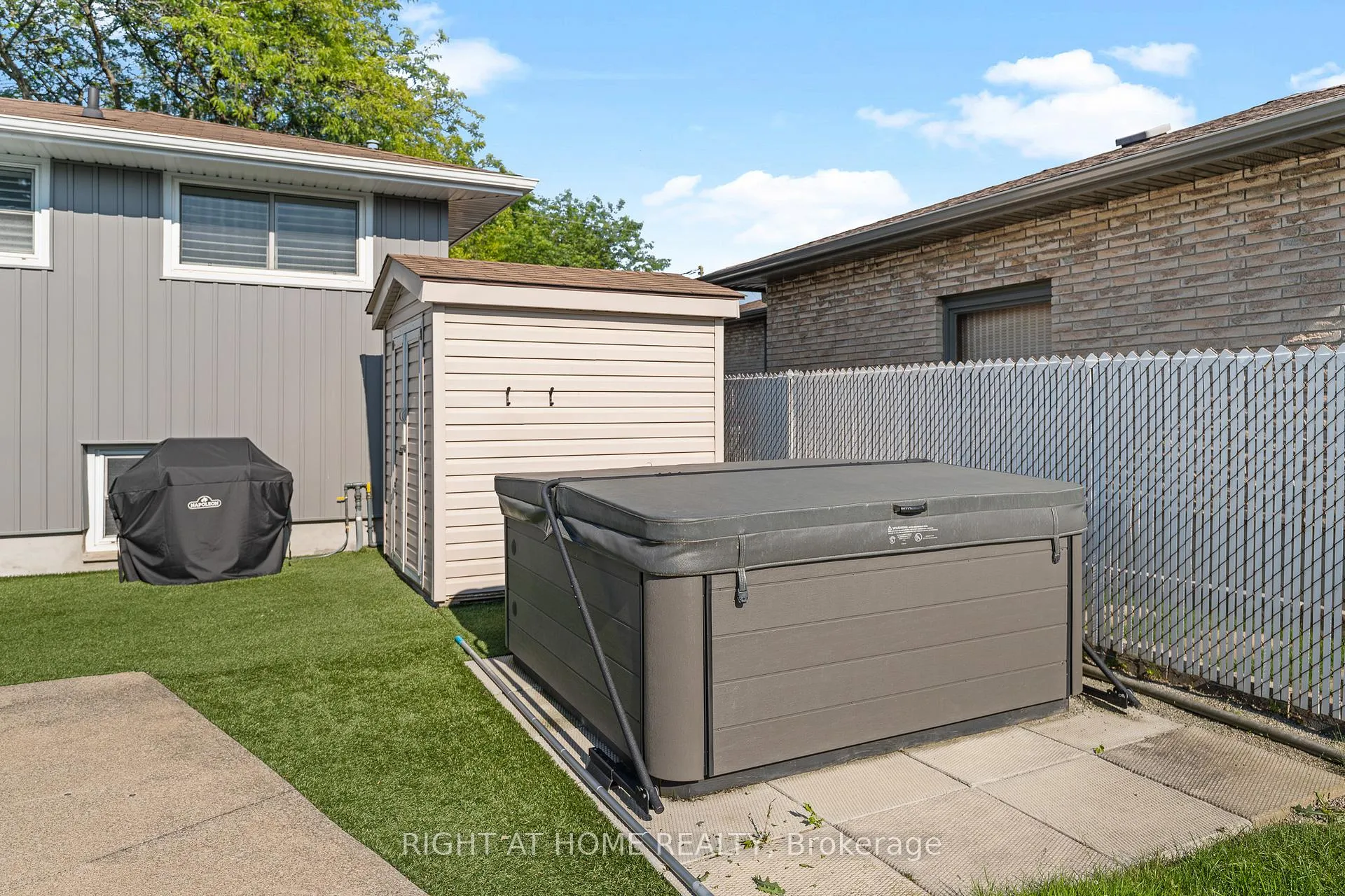 Photo 44 of 11 Nickel Street, St. Catharines, Lakeshore — HOMEH