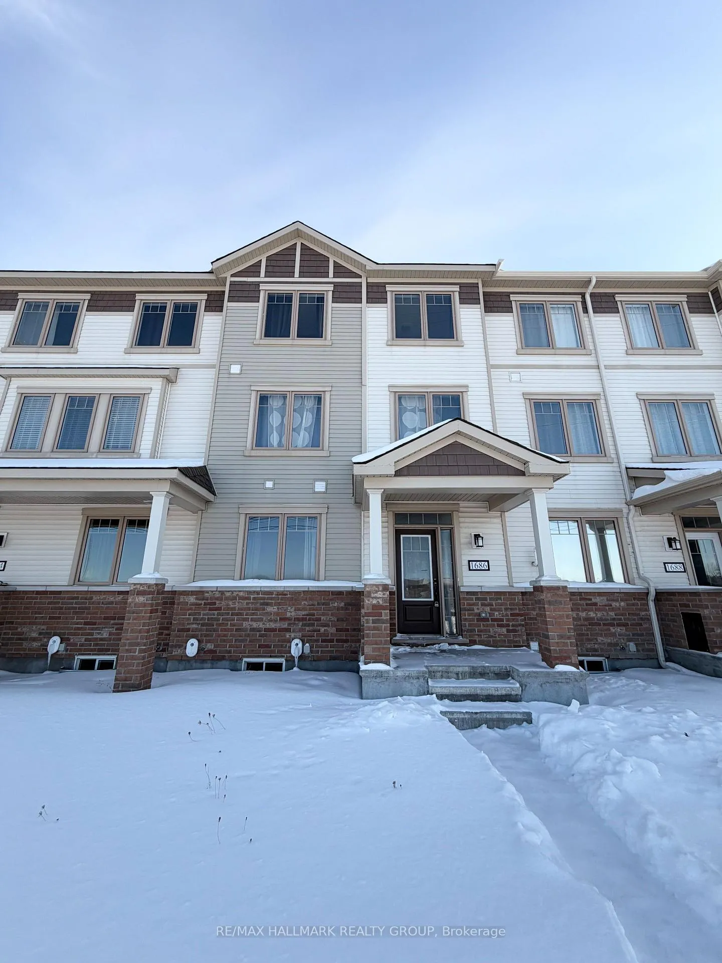 Front of 1686 Maple Grove Street