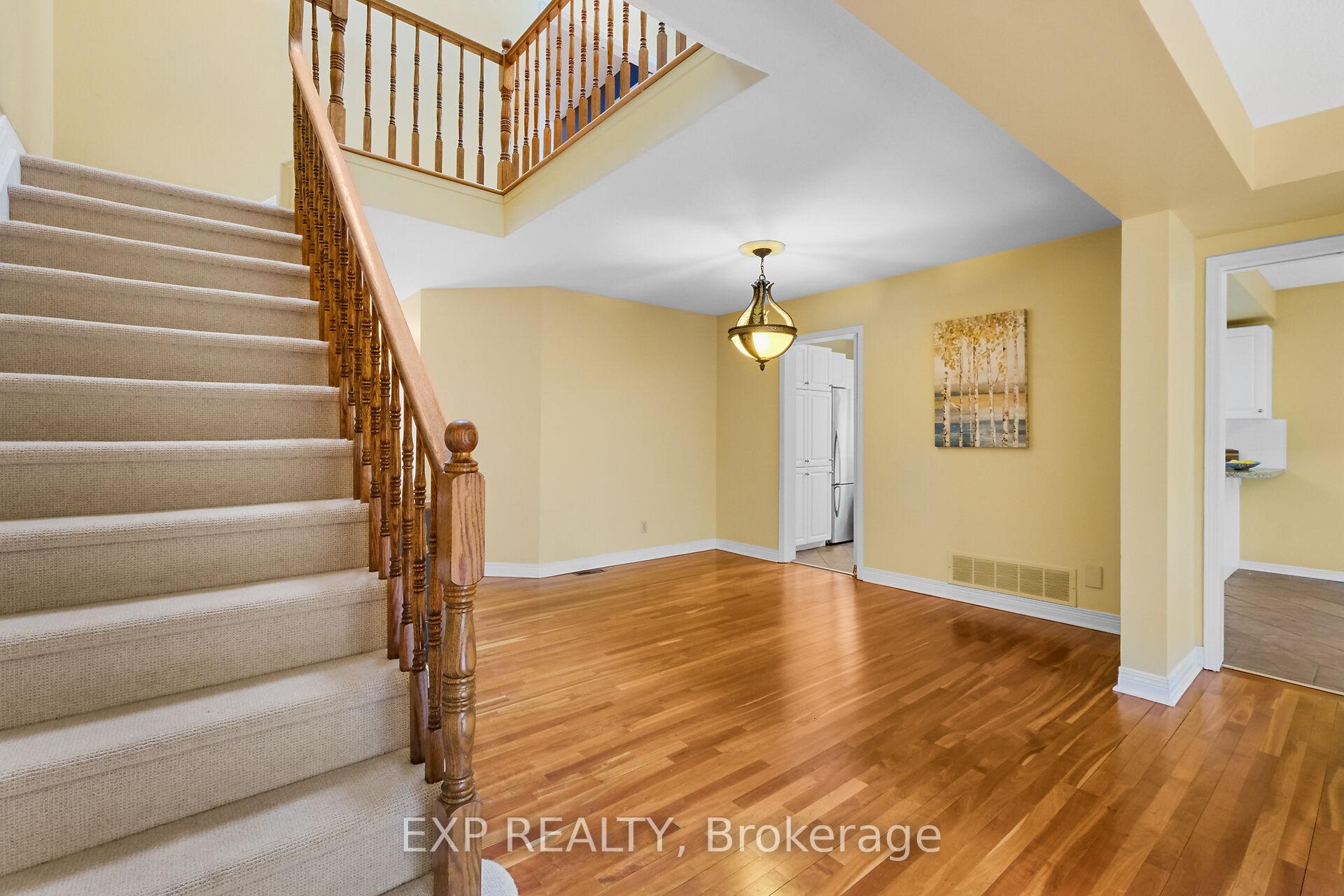 Photo 26 of 104 Dunbarton Court, Ottawa, Cardinal Glen — HOMEH