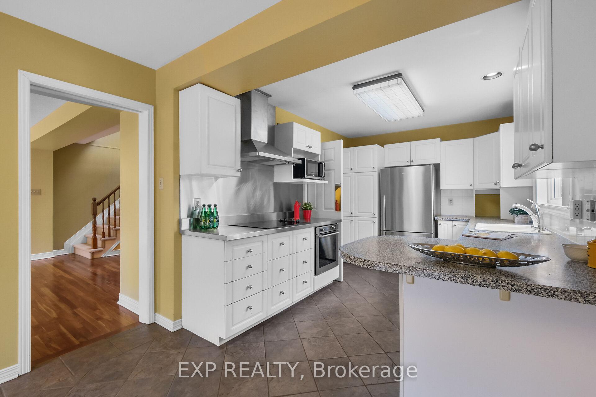 Photo 31 of 104 Dunbarton Court, Ottawa, Cardinal Glen — HOMEH