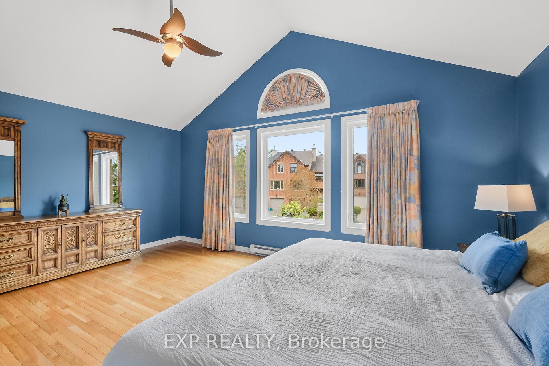 Photo 61 of 104 Dunbarton Court, Ottawa, Cardinal Glen — HOMEH