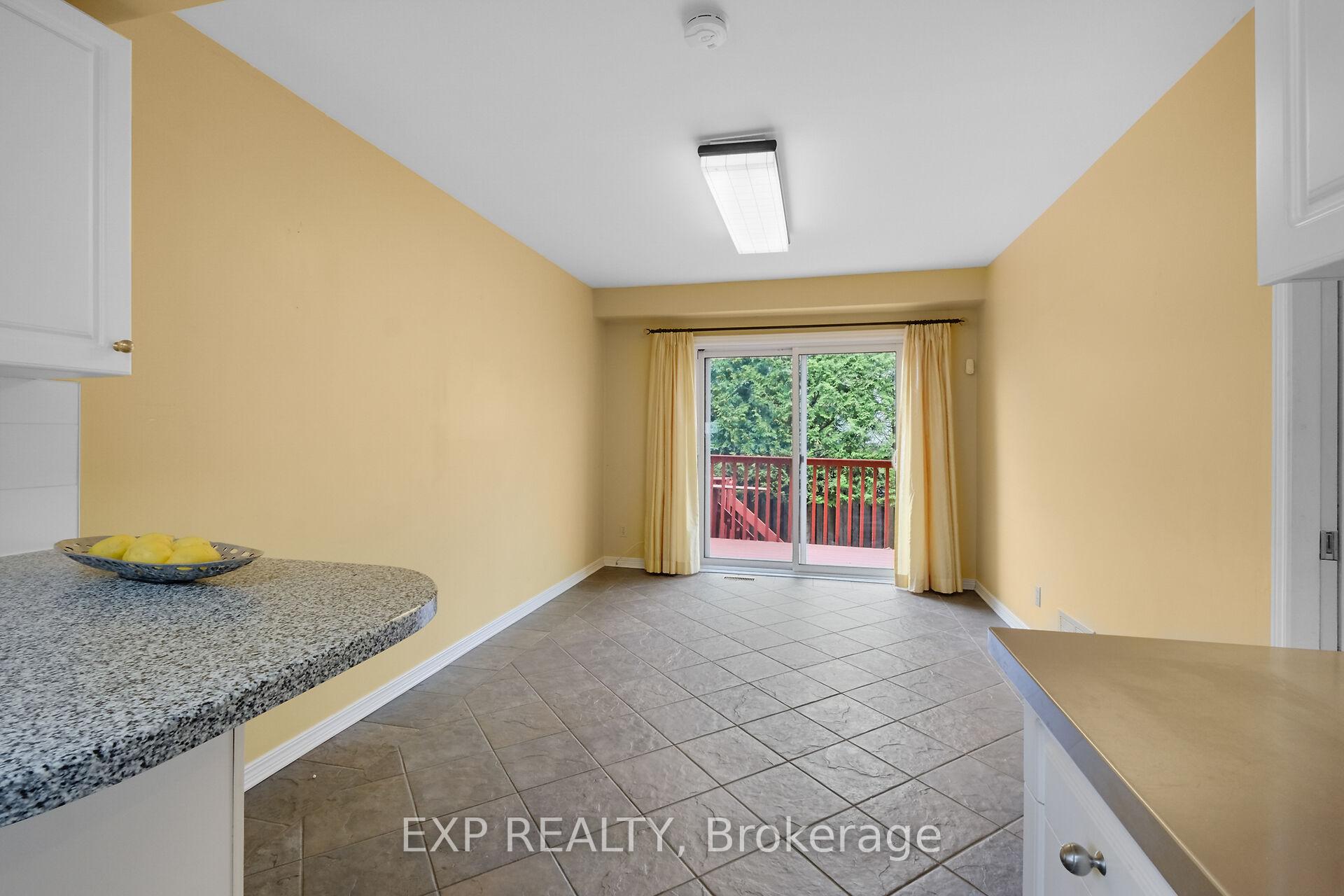 Photo 16 of 104 Dunbarton Court, Ottawa, Cardinal Glen — HOMEH