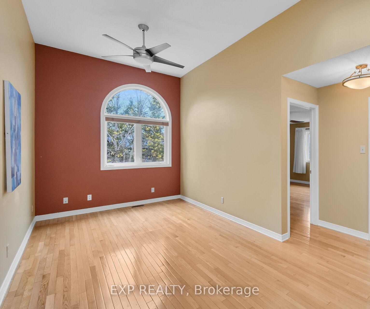 Photo 20 of 104 Dunbarton Court, Ottawa, Cardinal Glen — HOMEH