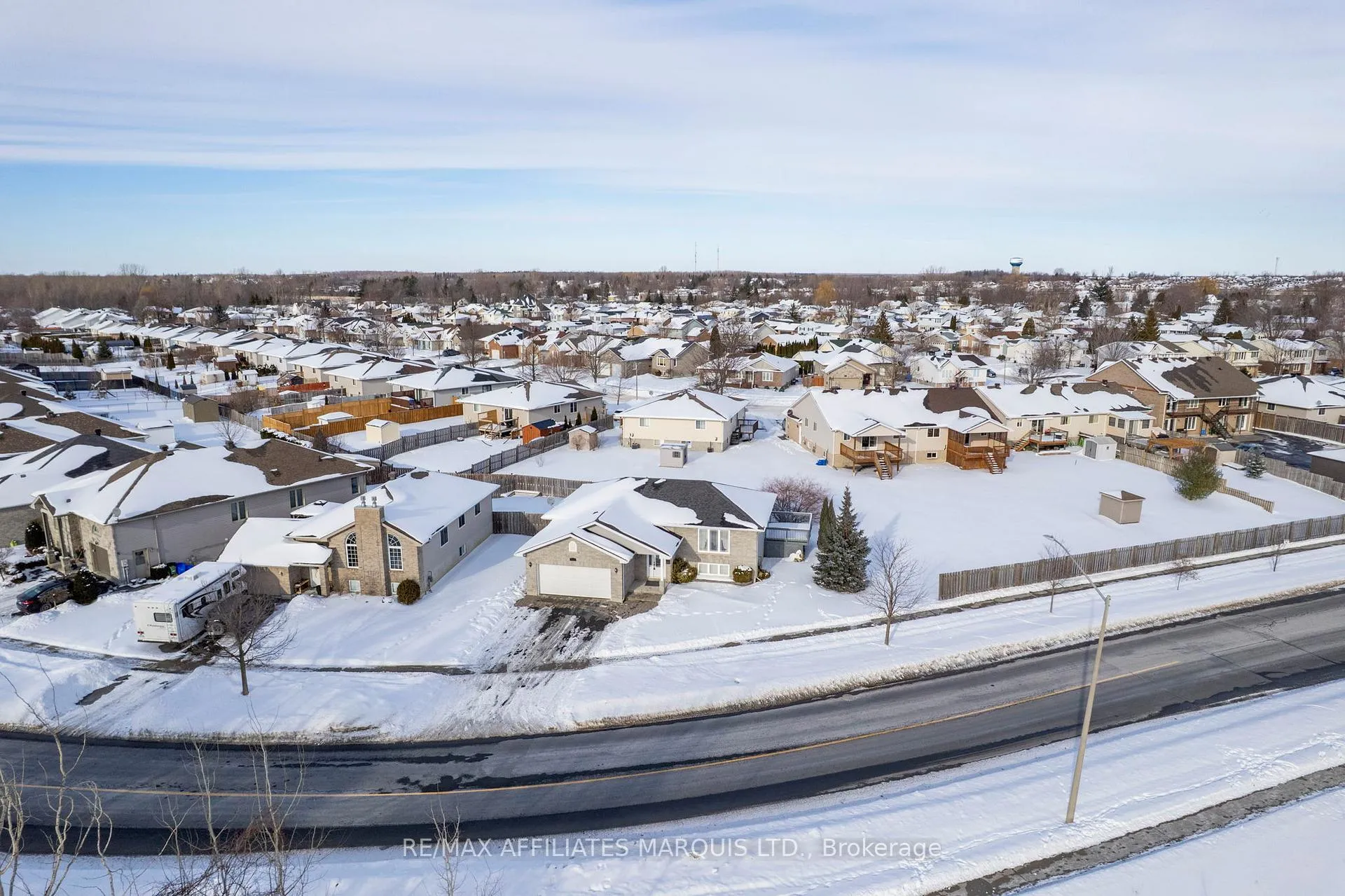 Photo 33 of 302 Emma Avenue, Cornwall — HOMEH
