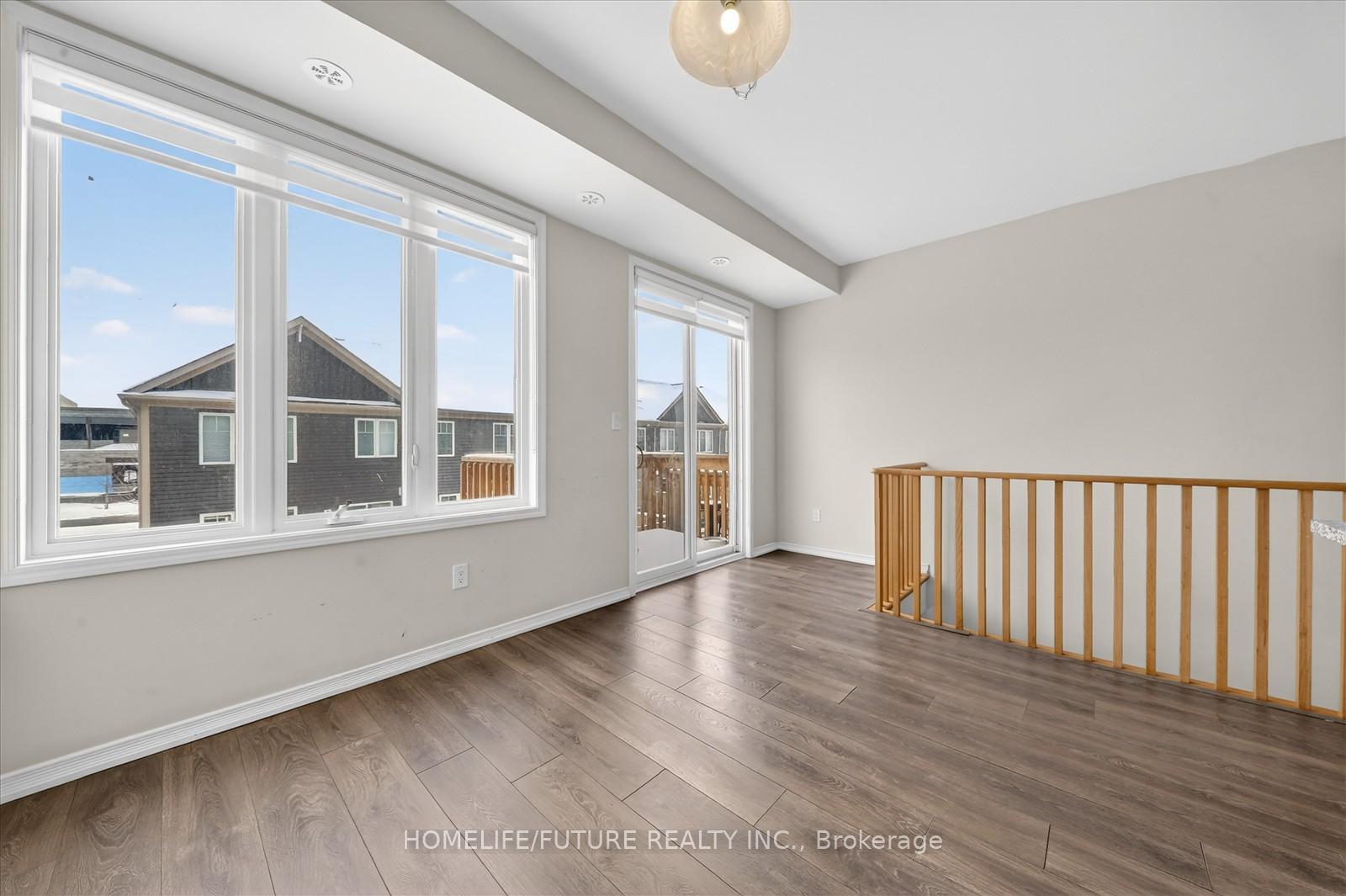 Photo 10 of Unit 92, 97 Danzatore Path, Oshawa, Windfields — HOMEH