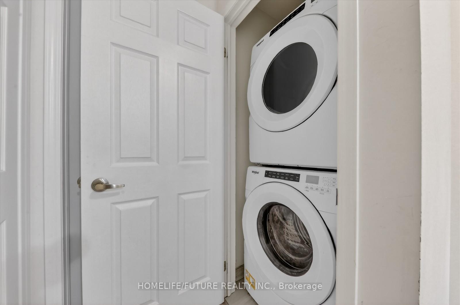 Photo 23 of Unit 92, 97 Danzatore Path, Oshawa, Windfields — HOMEH