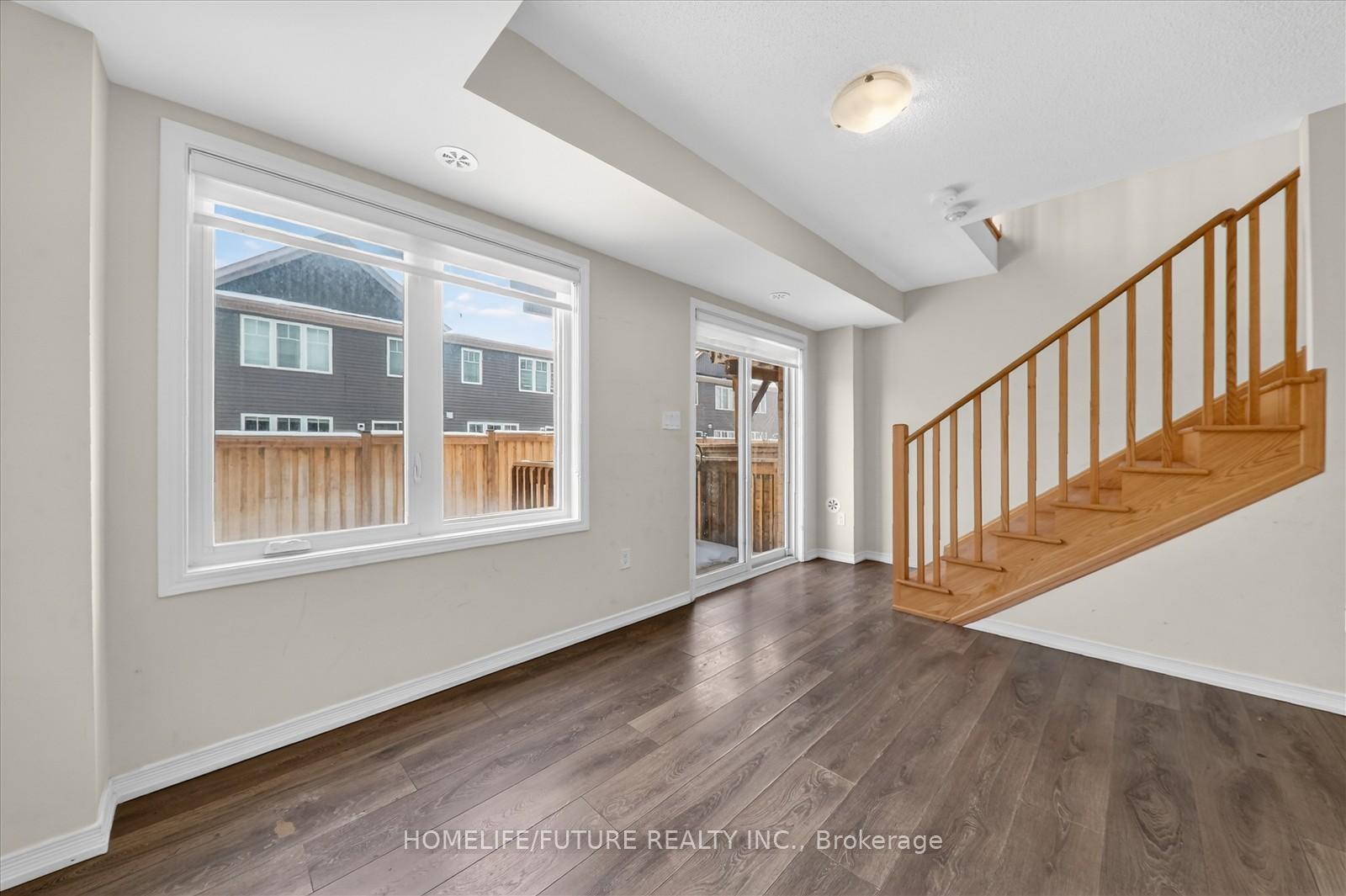 Photo 29 of Unit 92, 97 Danzatore Path, Oshawa, Windfields — HOMEH