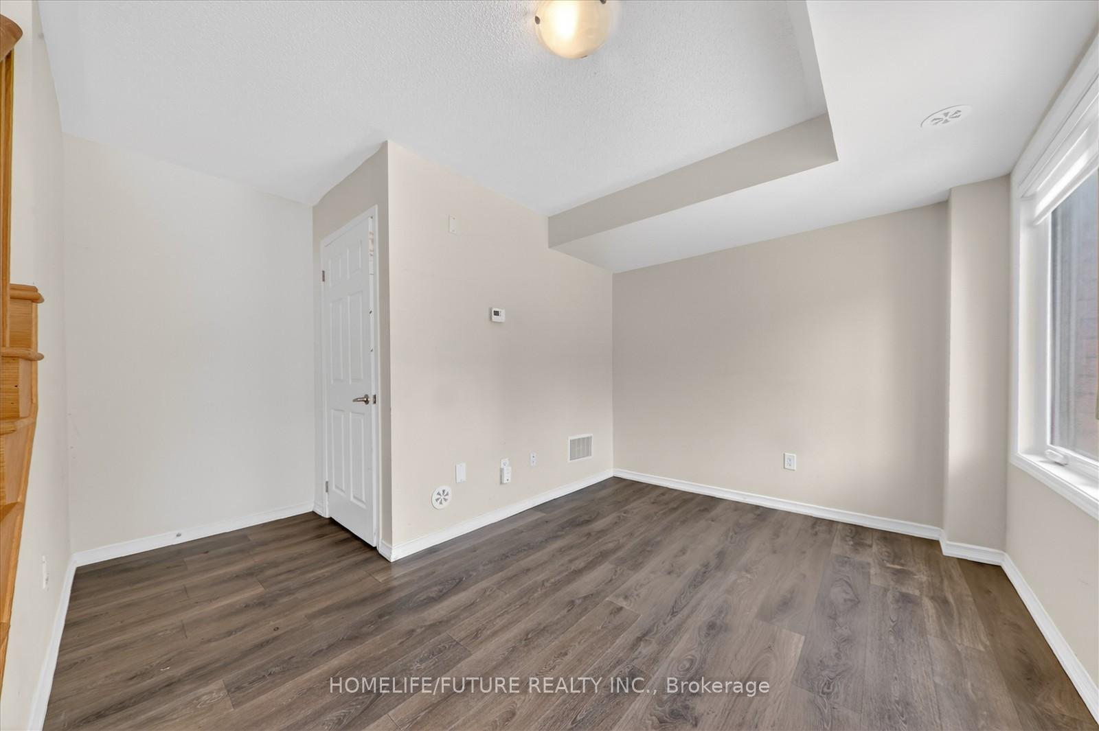 Photo 31 of Unit 92, 97 Danzatore Path, Oshawa, Windfields — HOMEH