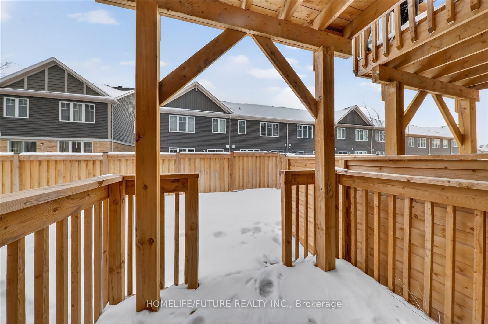 Photo 33 of Unit 92, 97 Danzatore Path, Oshawa, Windfields — HOMEH