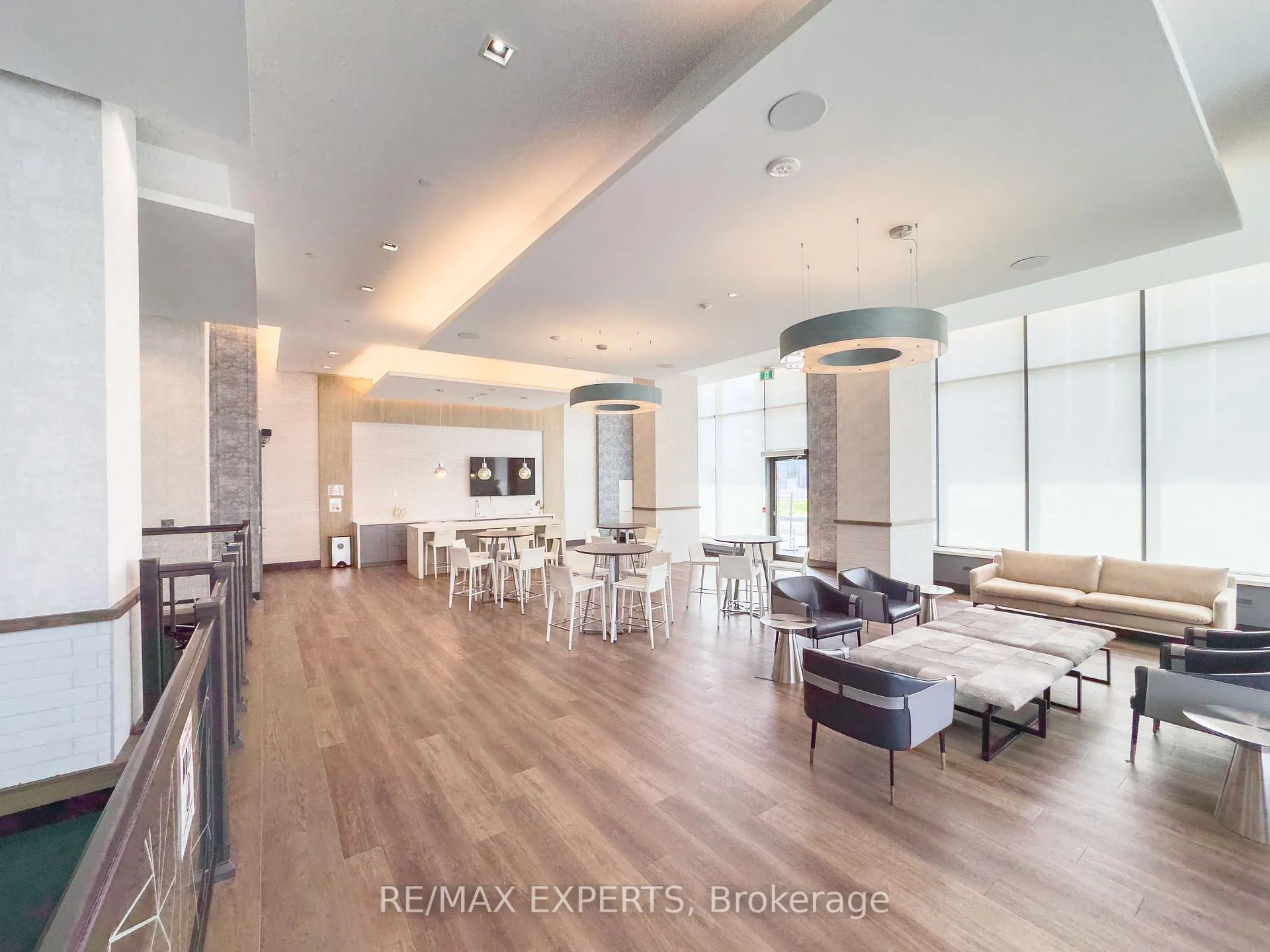 Photo 8 of Unit 1822, 9000 Jane Street, Vaughan, Concord — HOMEH