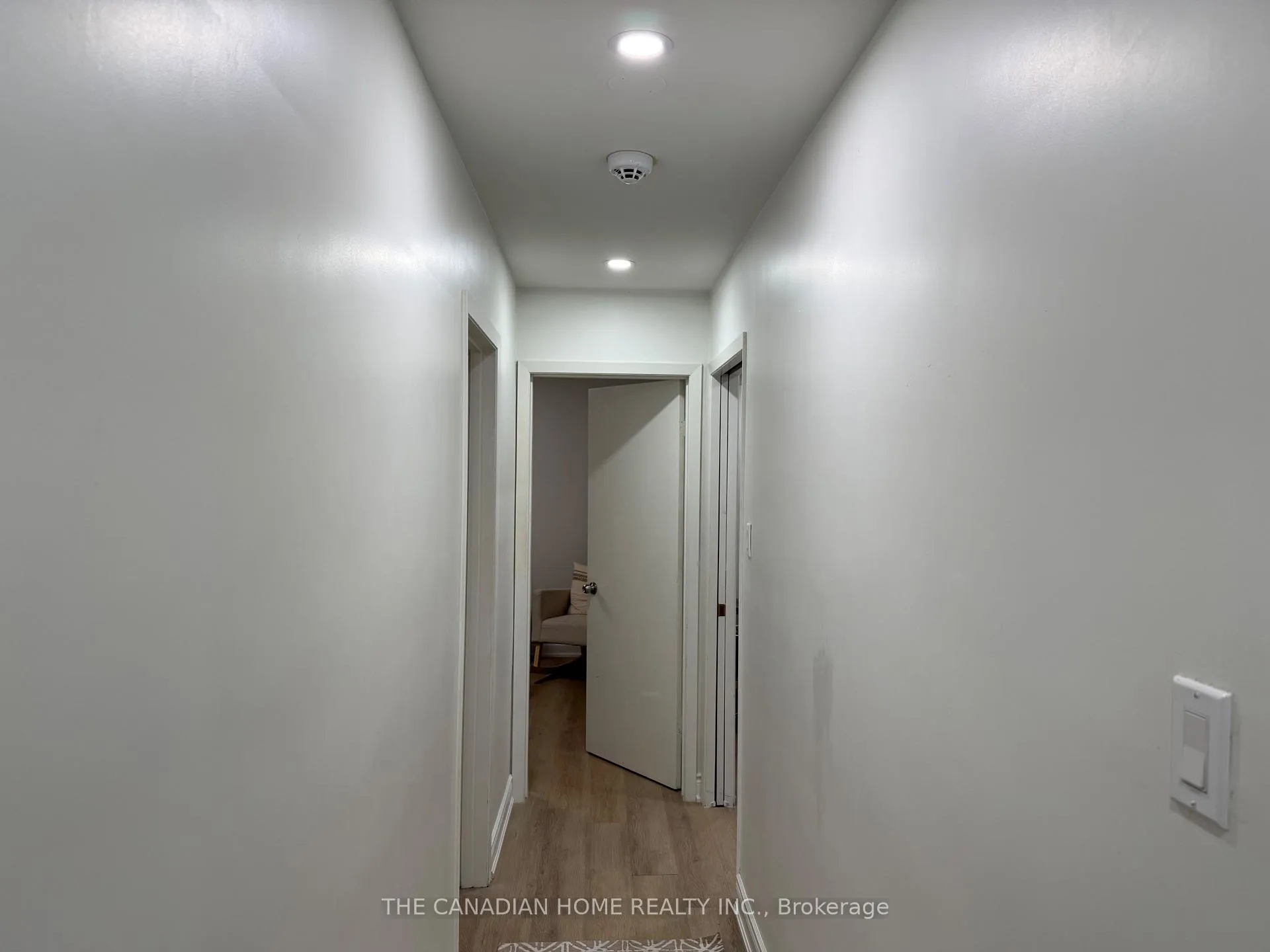 Photo 15 of 4041 Terrace Avenue, Niagara Falls, Downtown — HOMEH
