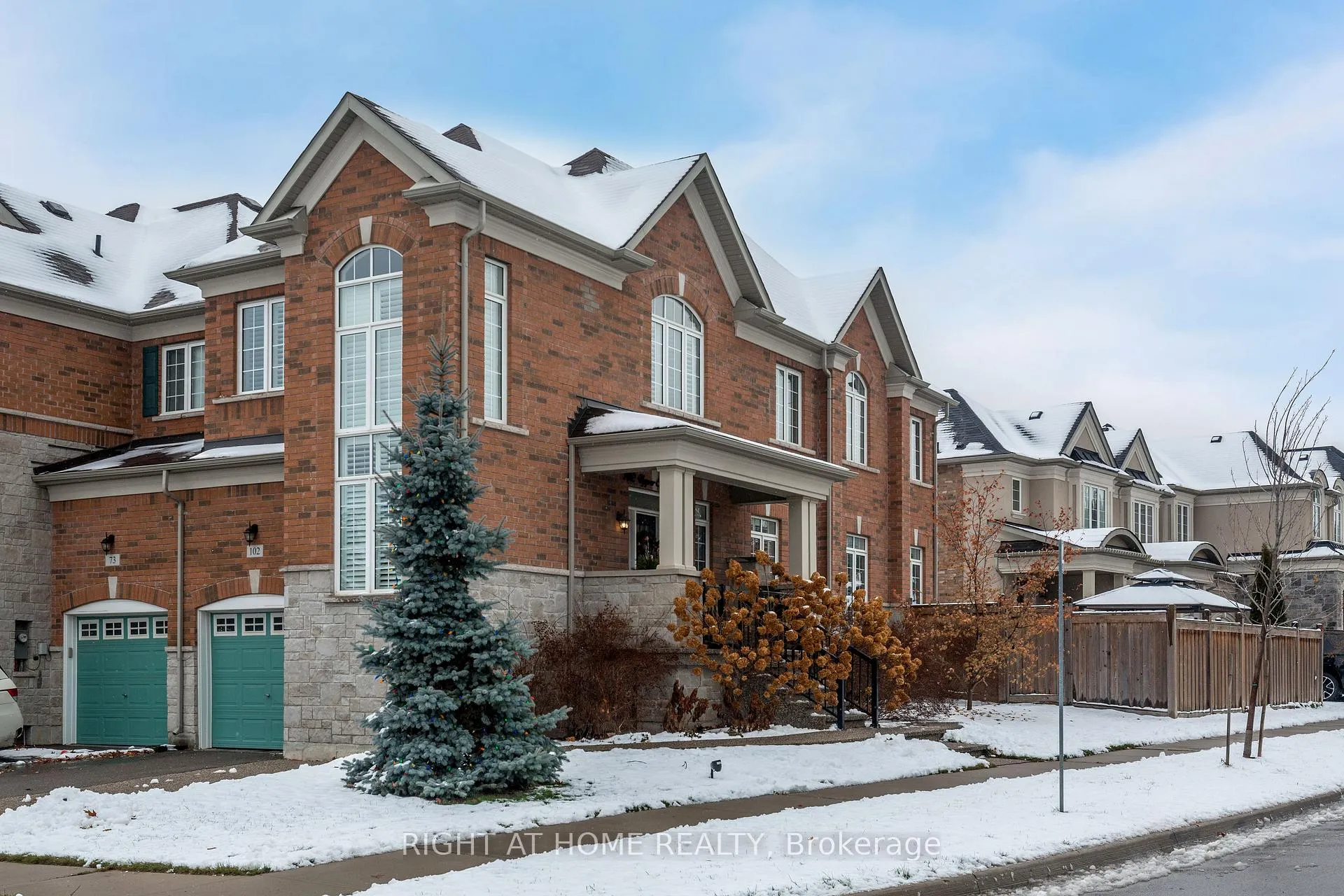 Front of 102 Upper Canada Court