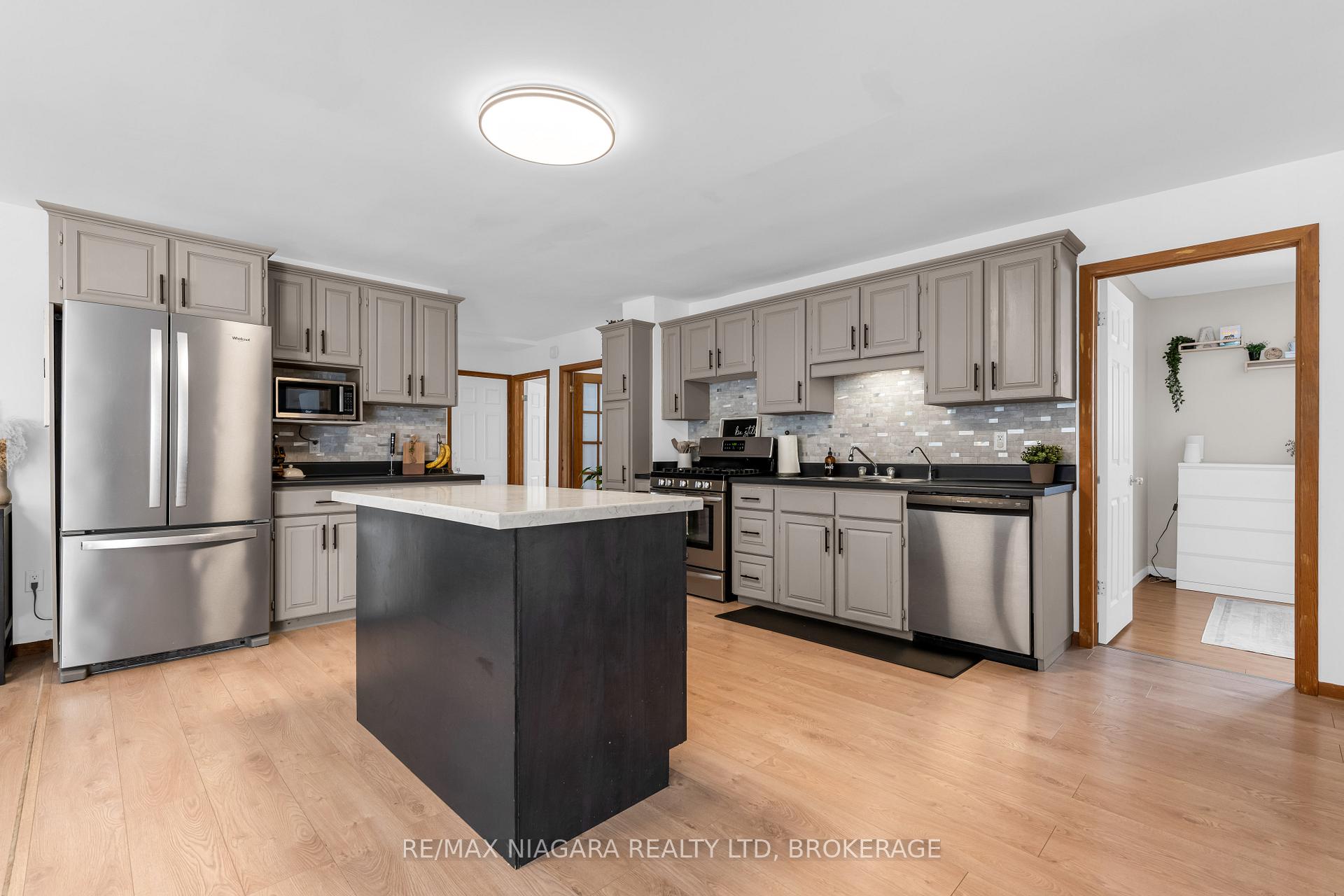 Photo 4 of 1170 Broad Street E, Haldimand, Dunnville — HOMEH