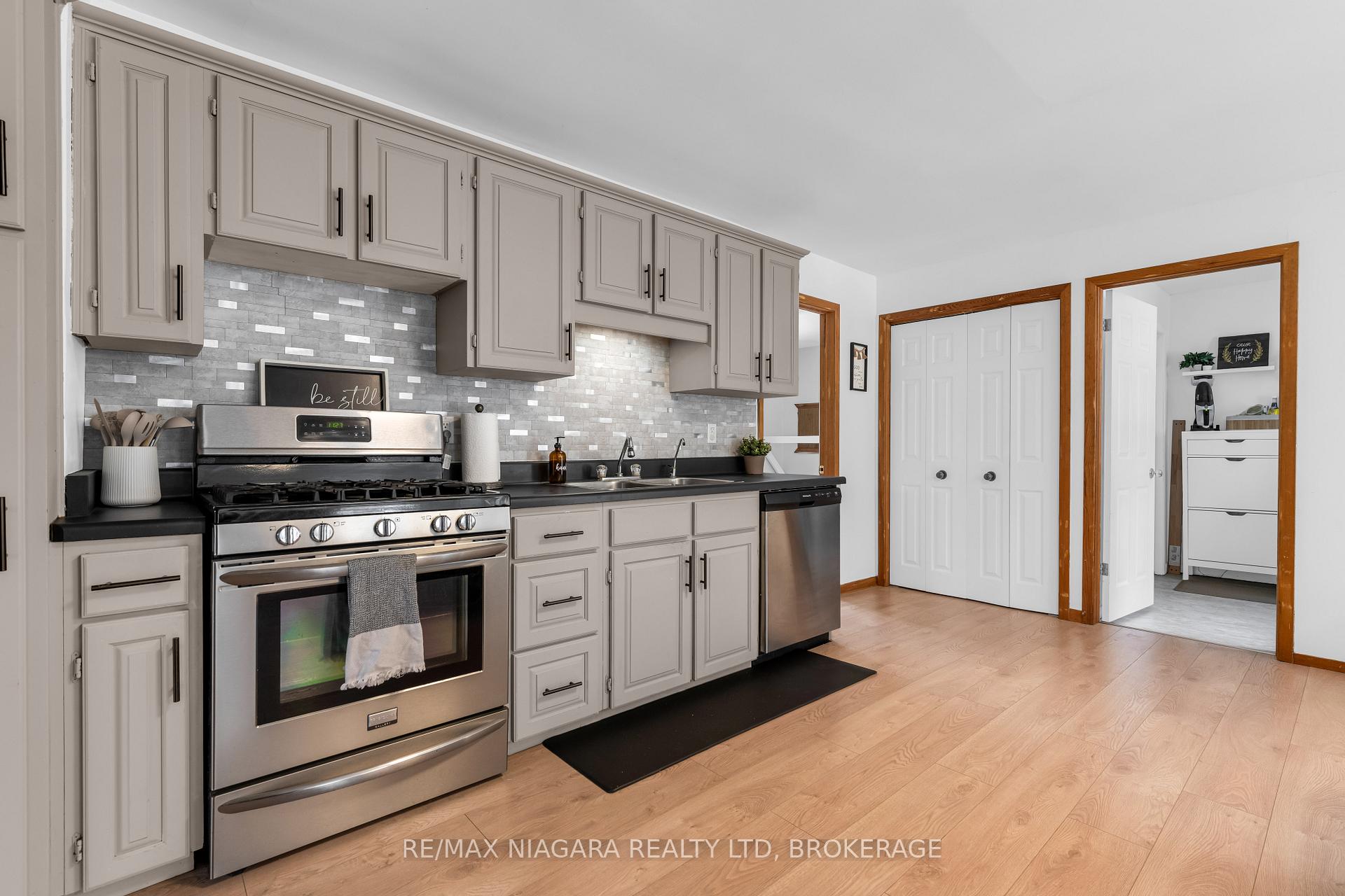 Photo 5 of 1170 Broad Street E, Haldimand, Dunnville — HOMEH