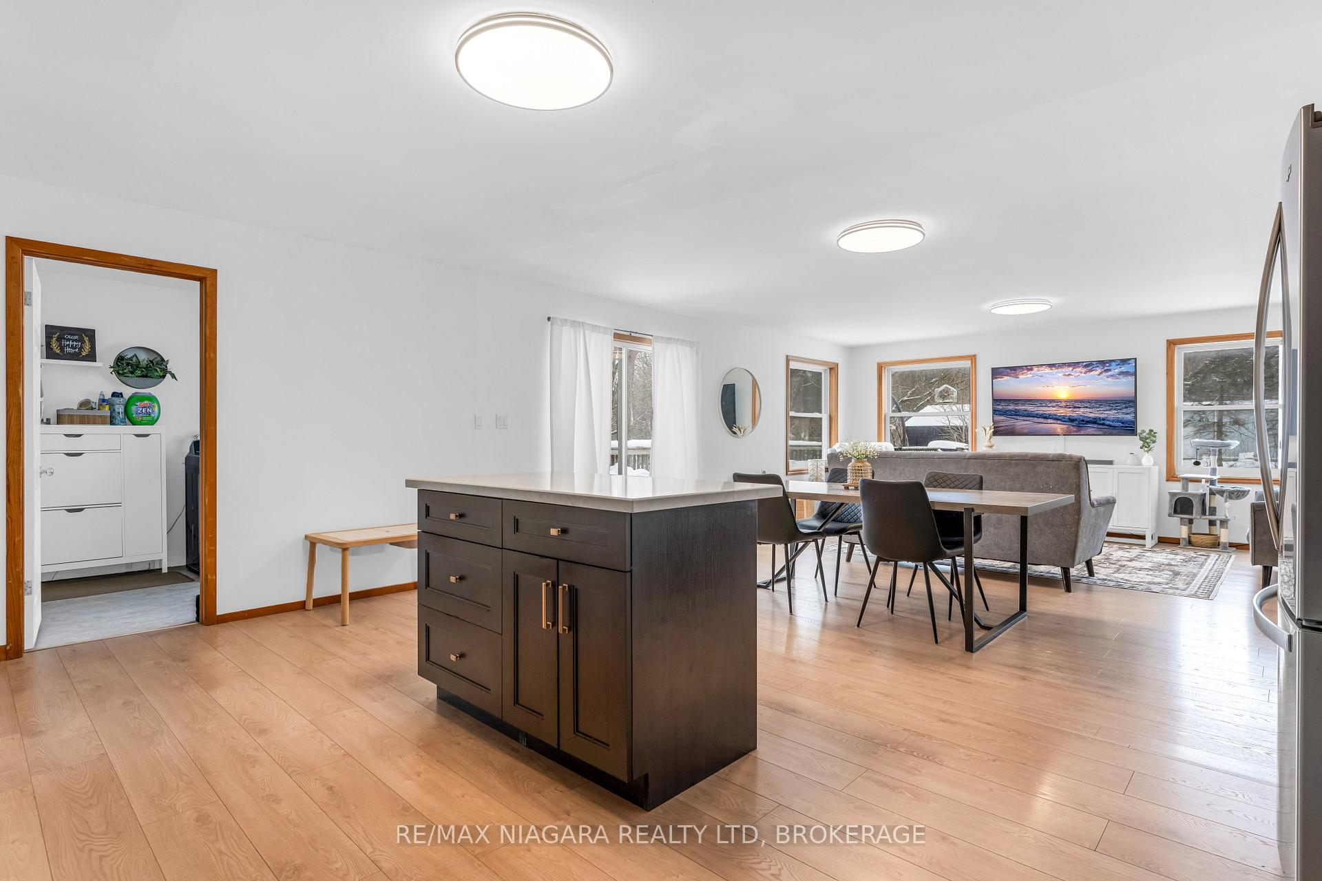 Photo 9 of 1170 Broad Street E, Haldimand, Dunnville — HOMEH