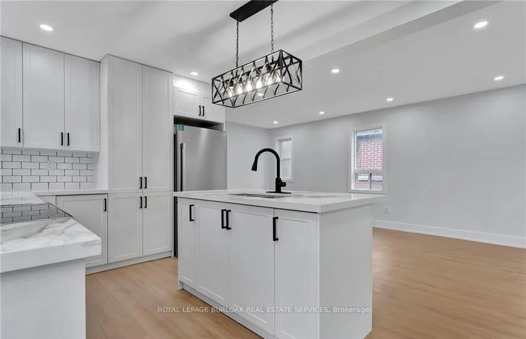 Photo 7 of Unit Upper, 47 Macdonald Avenue, Hamilton, Kirkendall — HOMEH
