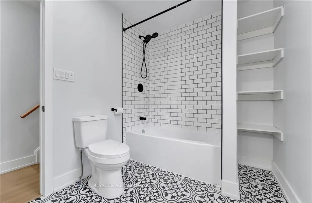Photo 14 of Unit Upper, 47 Macdonald Avenue, Hamilton, Kirkendall — HOMEH