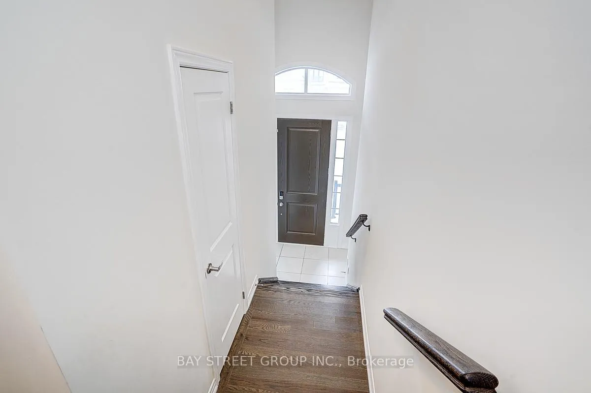 Photo 5 of 19 Morrison Crescent, Whitby, Rural Whitby — HOMEH