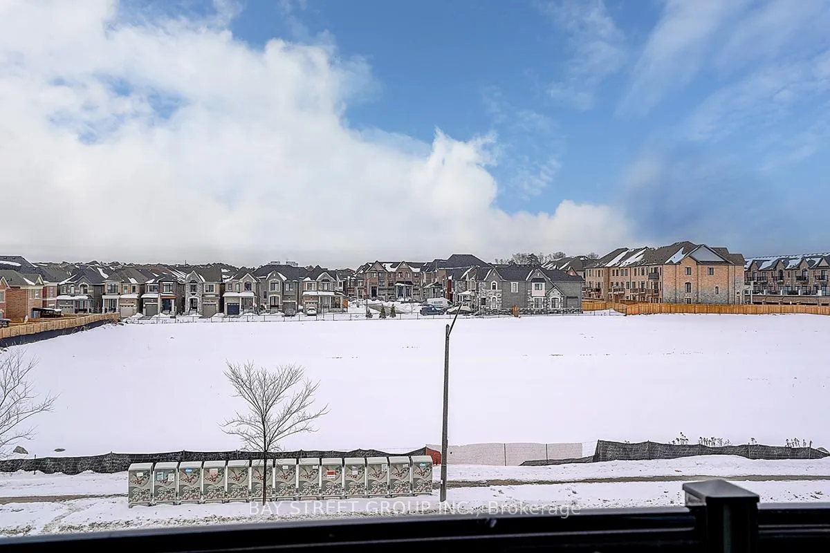 Photo 31 of 19 Morrison Crescent, Whitby, Rural Whitby — HOMEH
